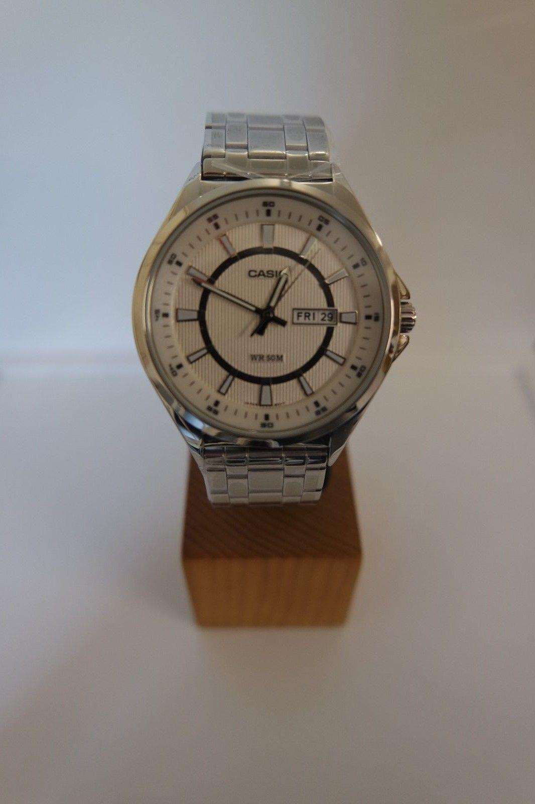 Casio Men's Quartz Watch with Silver Dial Analogue - Digital Display and White Metal Strap MTPE108D-7AVEF