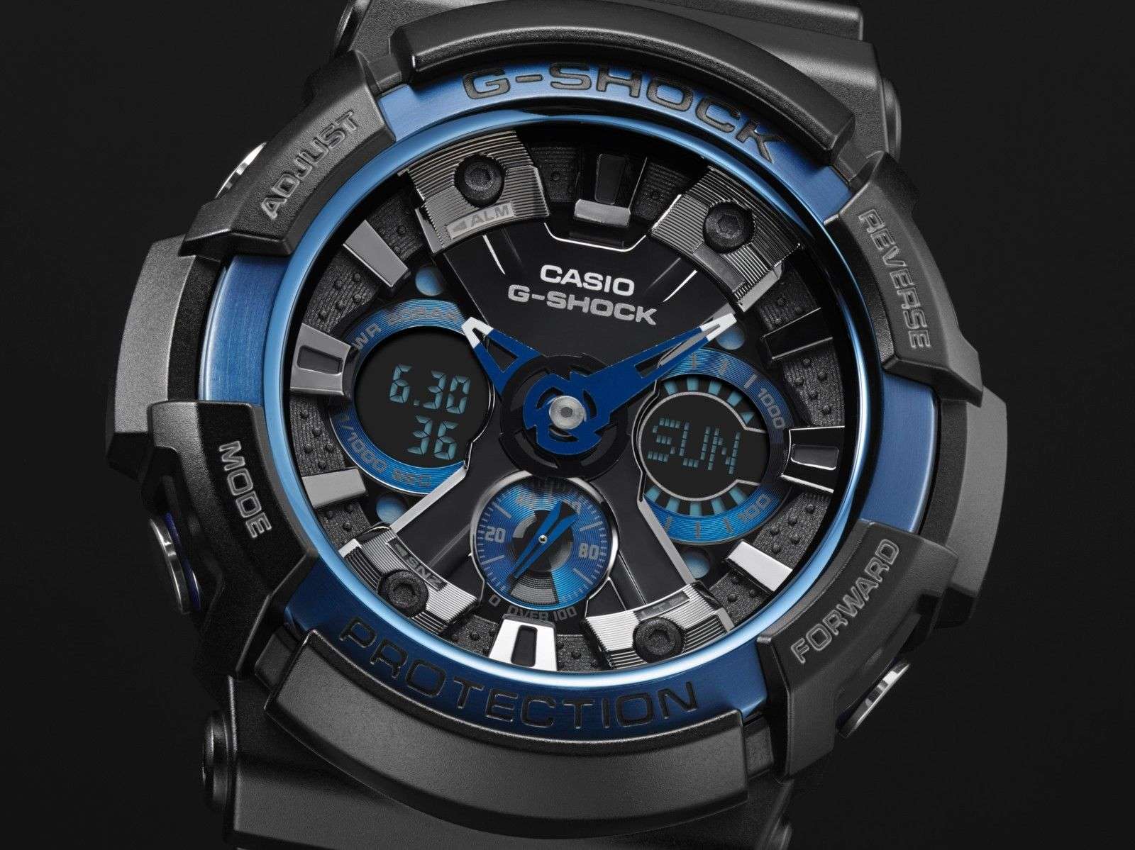 Casio G-Shock Men's Watch GA-200CB-1AER