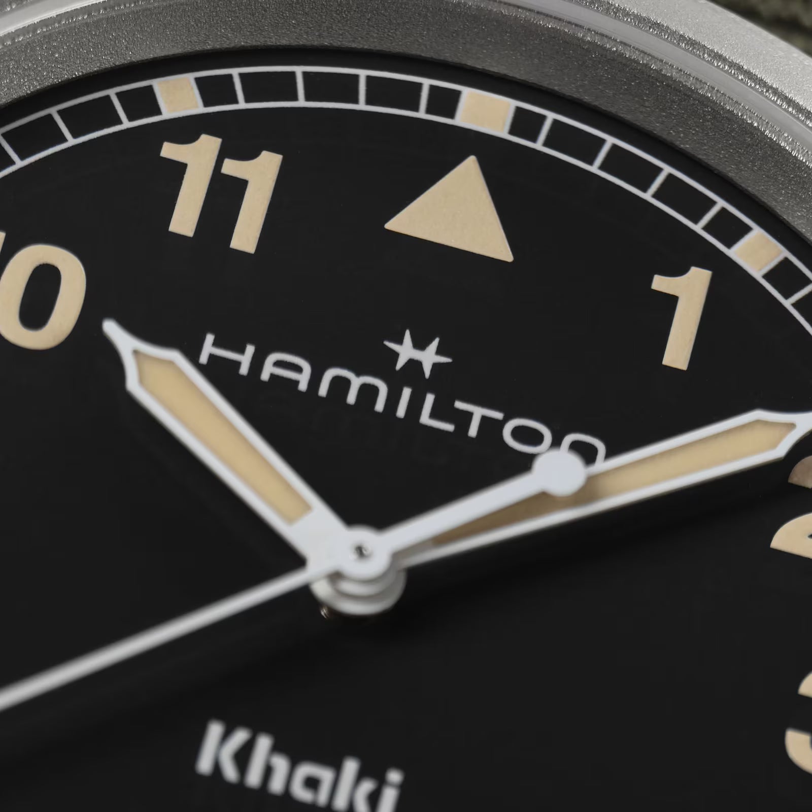 Hamilton Khaki Field Quartz Black Dial Green Textile Strap Unisex Watch H69401930
