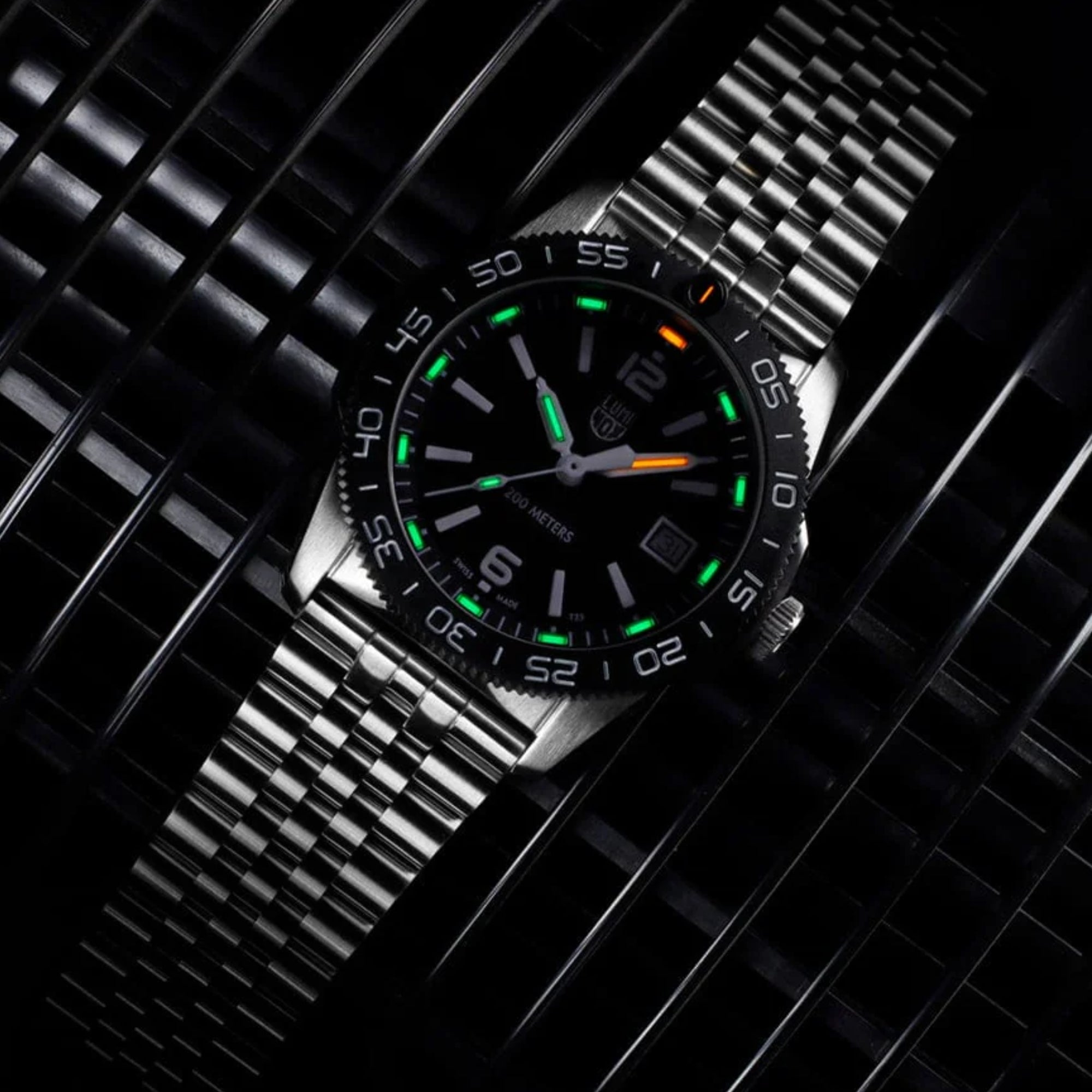 Luminox Pacific Diver Black Dial Steel Strap Men's Watch XS.3122M.1