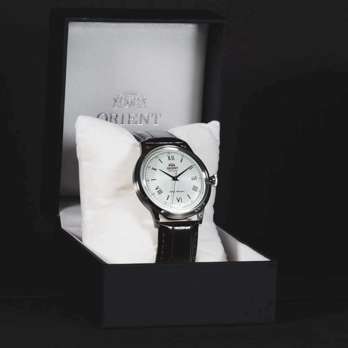 Orient Bambino Classic Vintage Style Automatic White Dial Brown Leather Strap Men’s Dress Watch TAC00009W0