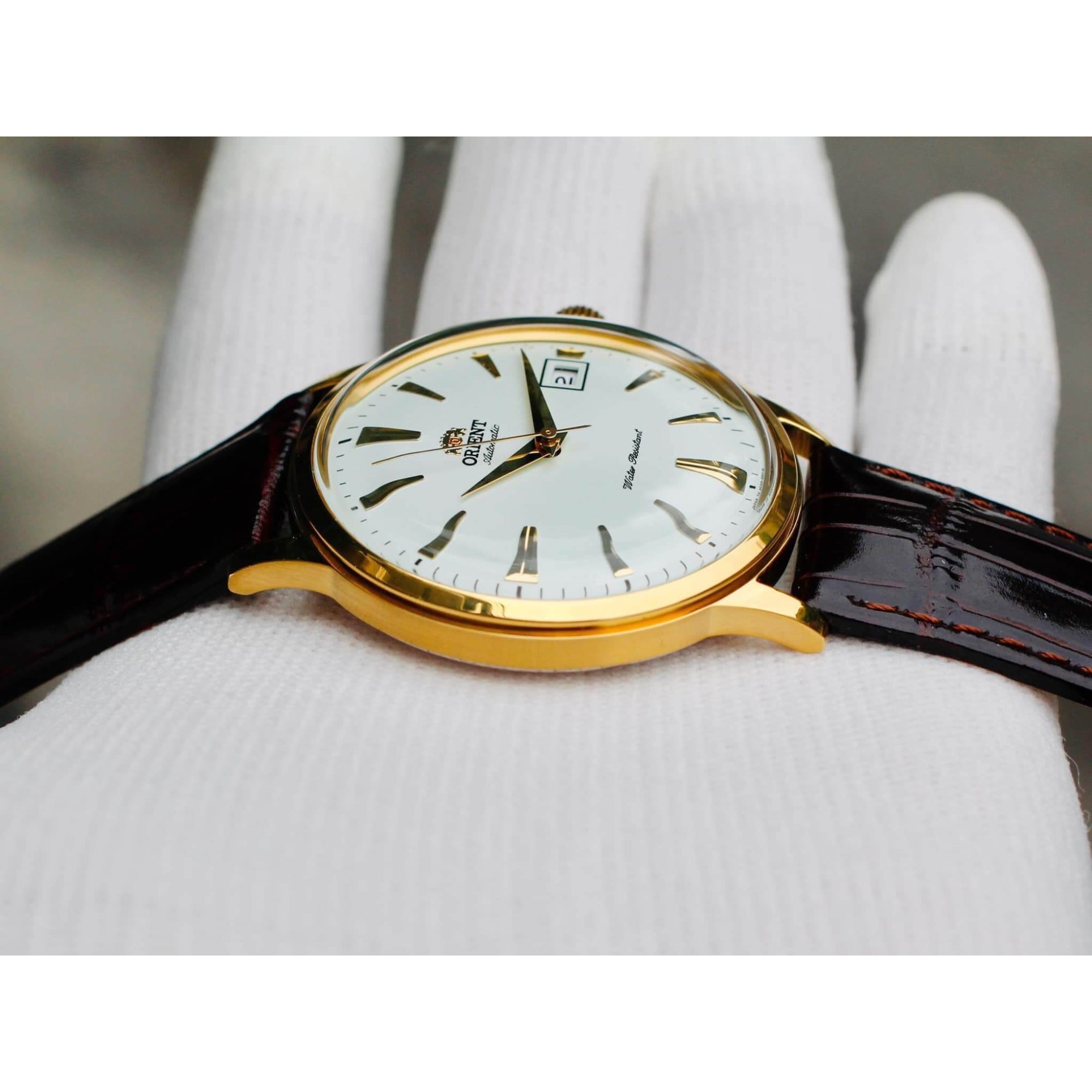 Orient Bambino Classic Vintage Style Automatic White Dial Leather Strap Men's Dress Watch TAC00003W0