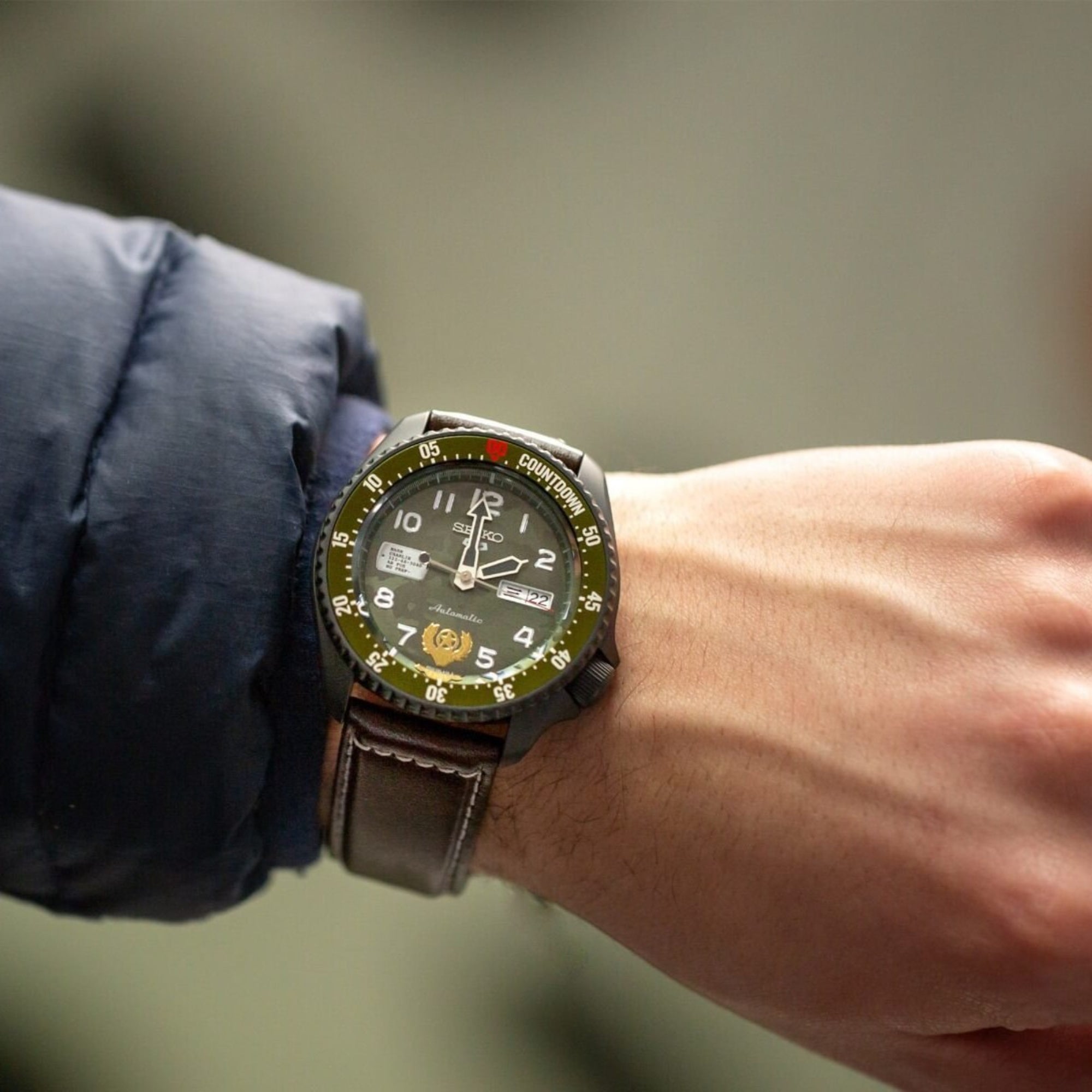 Seiko 5 Sports Street Fighter Guile Camouflage Dial Brown Leather Strap Men's Watch SRPF21K1