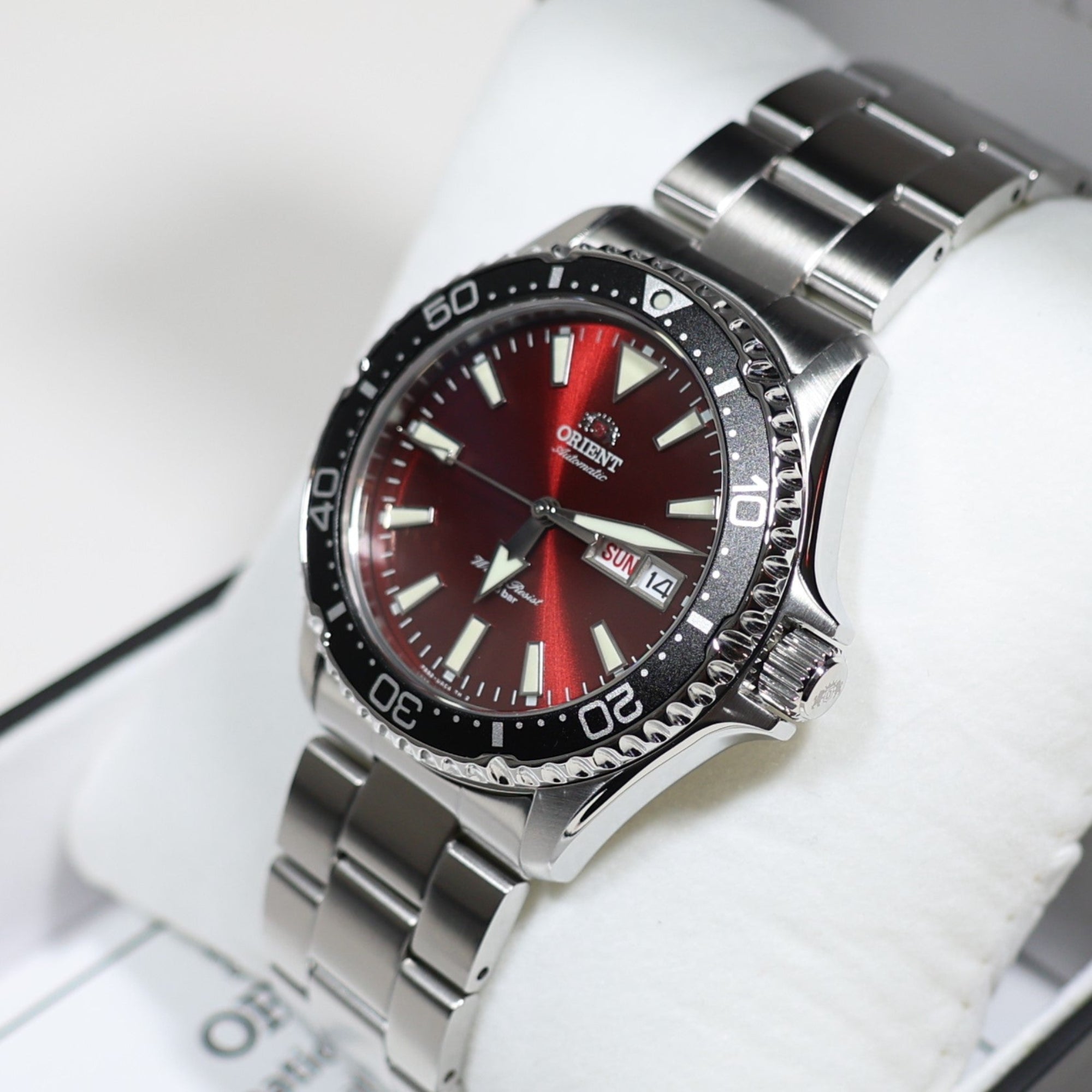 Orient Kamasu Mako III Automatic Red Dial Stainless Steel Bracelet Men’s Watch Dive RA-AA0003R39B