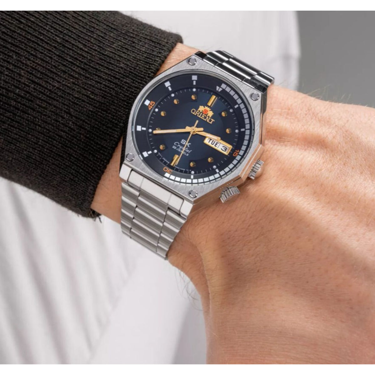 Orient Neo 70's Revival Automatic Blue Dial Steel Strap Men's Watch RA-AA0B03L39B