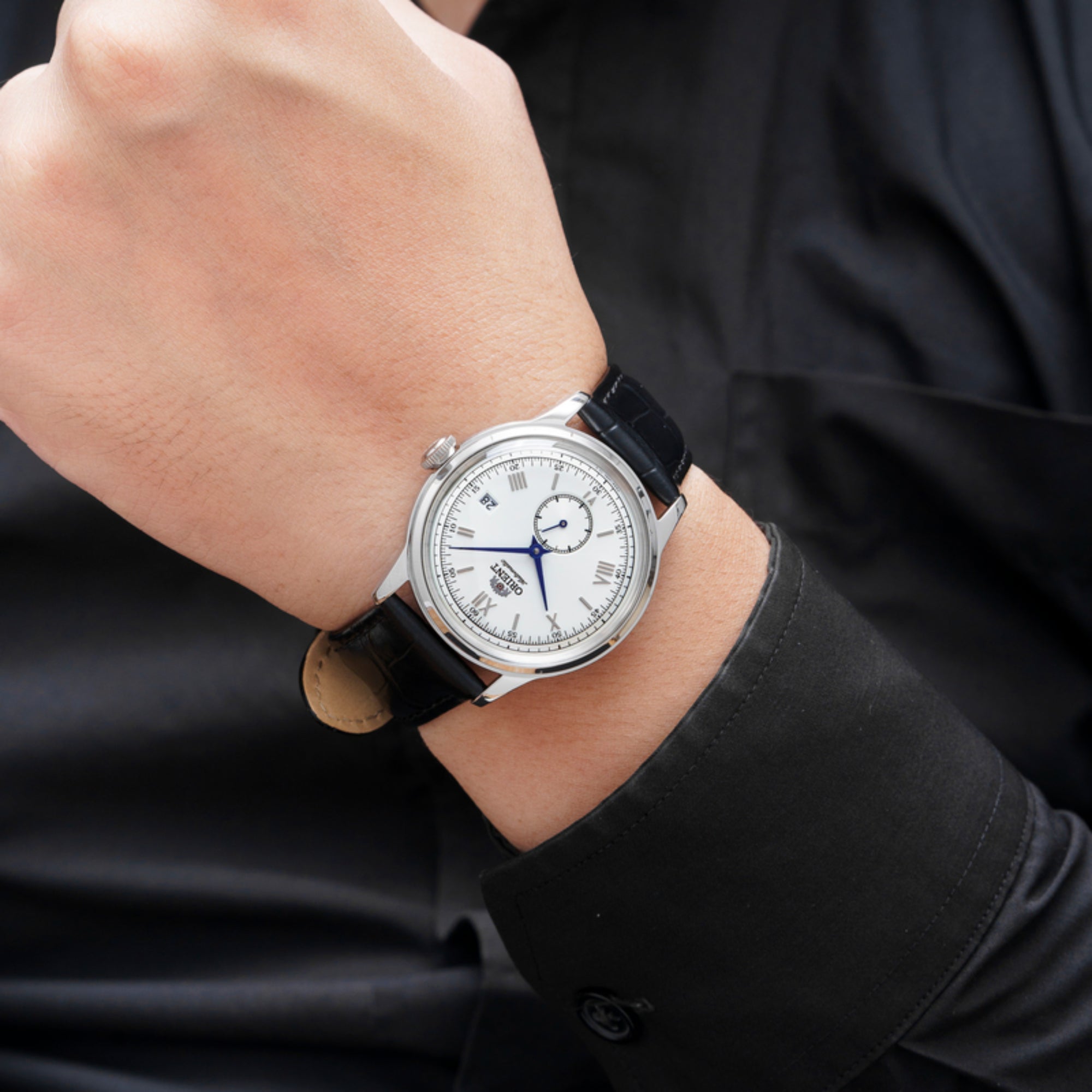 Orient Bambino Version 2 Classic Vintage Style White Dial Men's Dress Watch RA-AP0104S30B