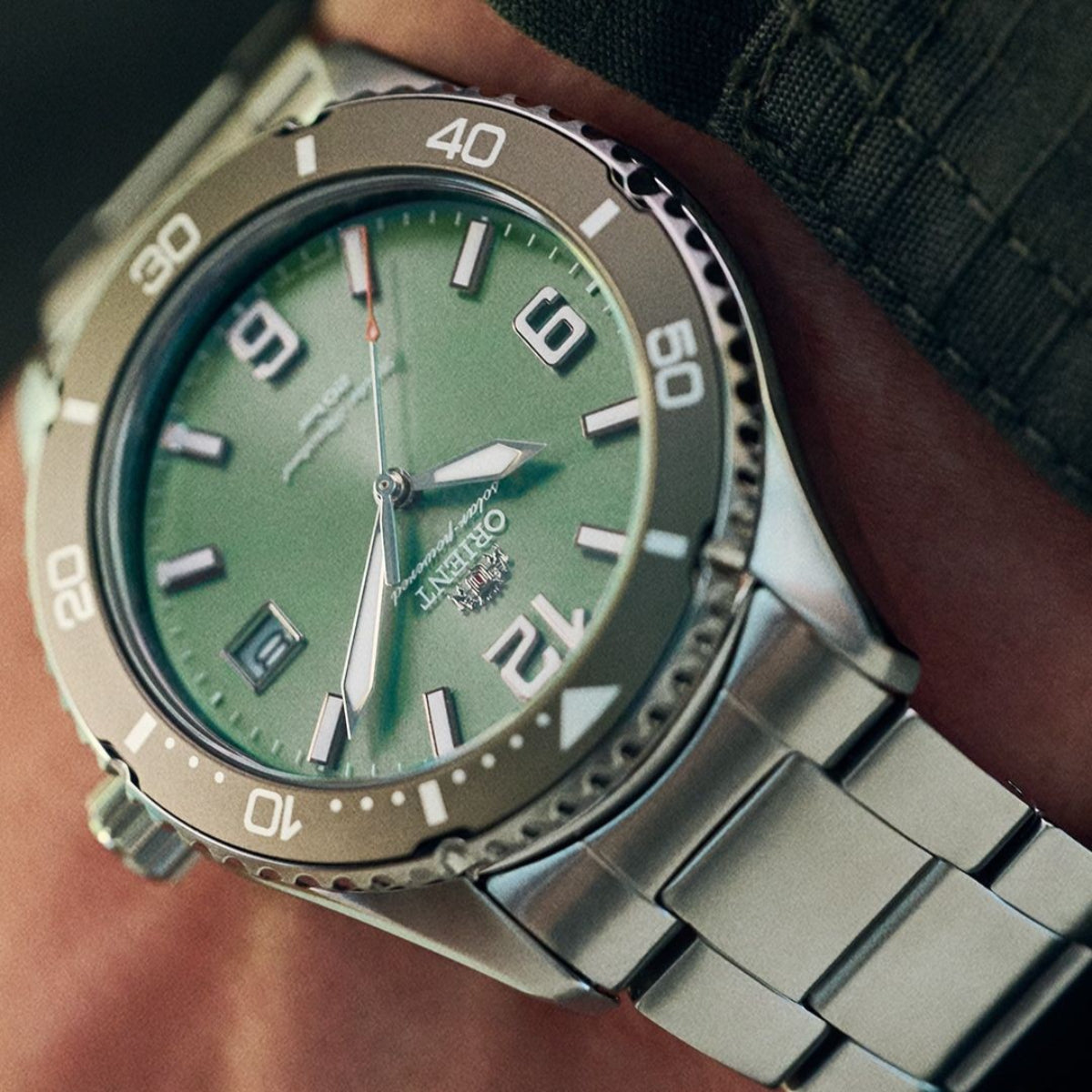 Orient Mako Solar Quartz Green Dial Steel Strap Men's Watch RA-WJ0001E10B