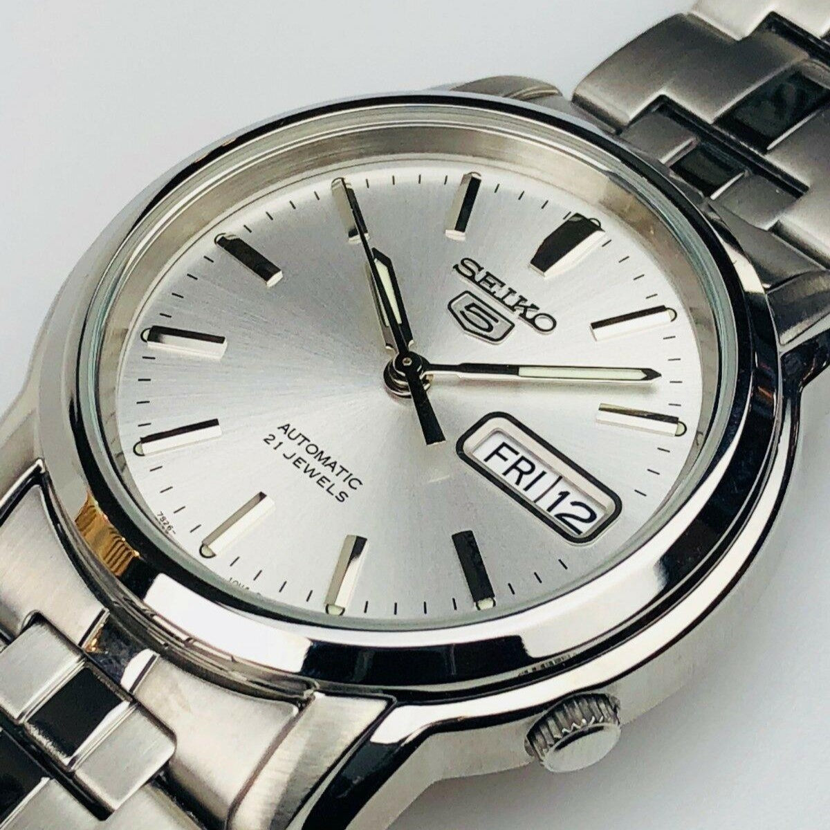 Seiko 5 Automatic Silver Dial Stainless Steel Bracelet Men's Watch SNKK65K1