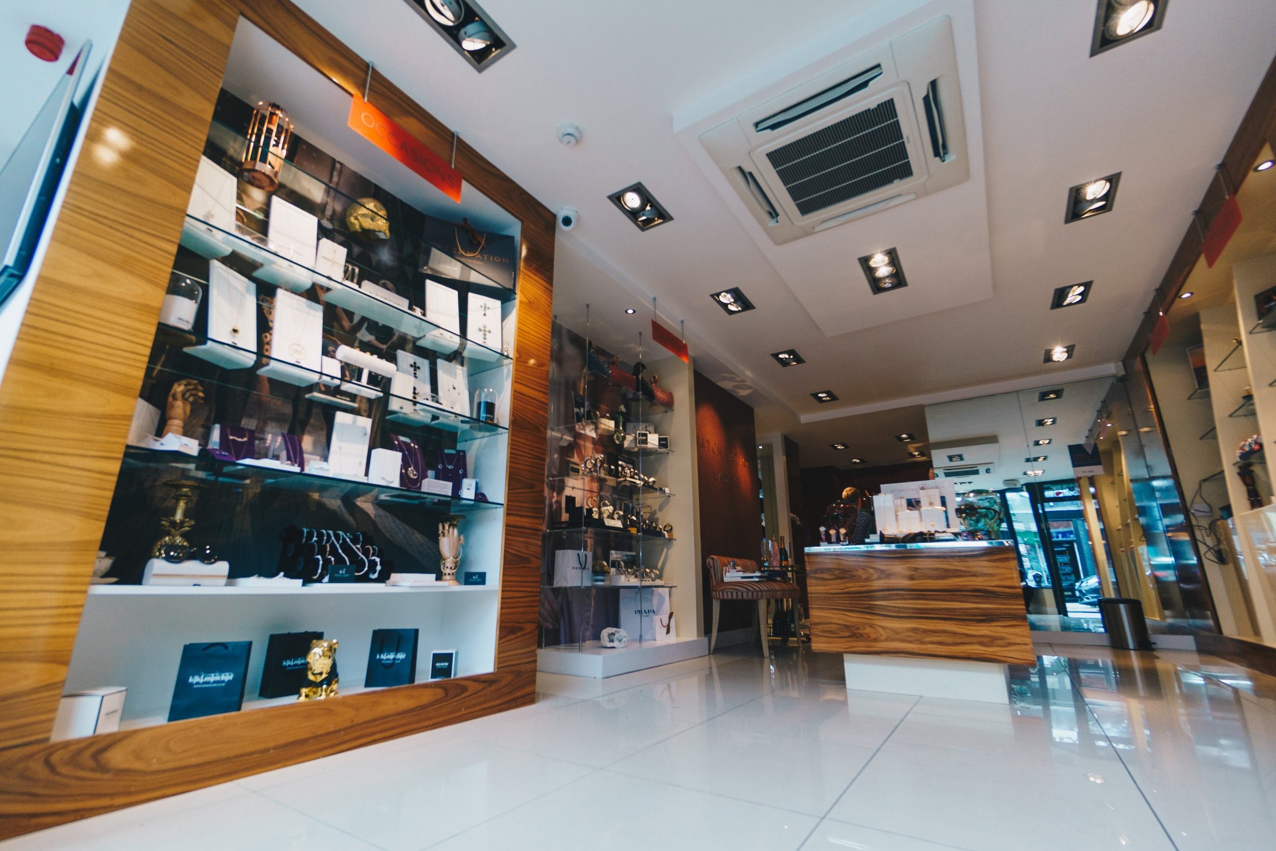 Seiko Solar Black Dial Diamond Indexes Men's Watch SNE429P9