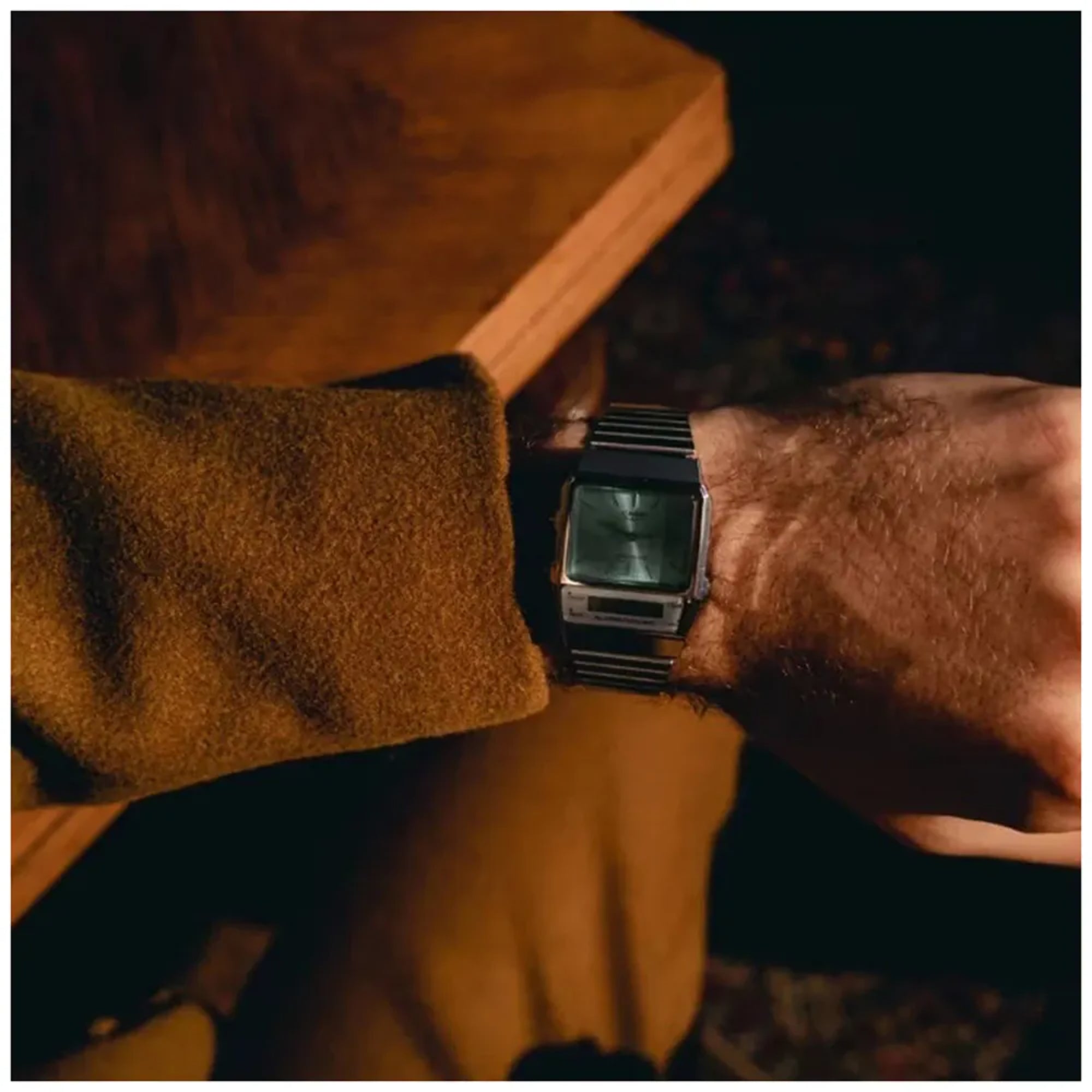 Casio Vintage Edgy Turquoise Dial Steel Strap Unisex Watch AQ-800EC-2AEF