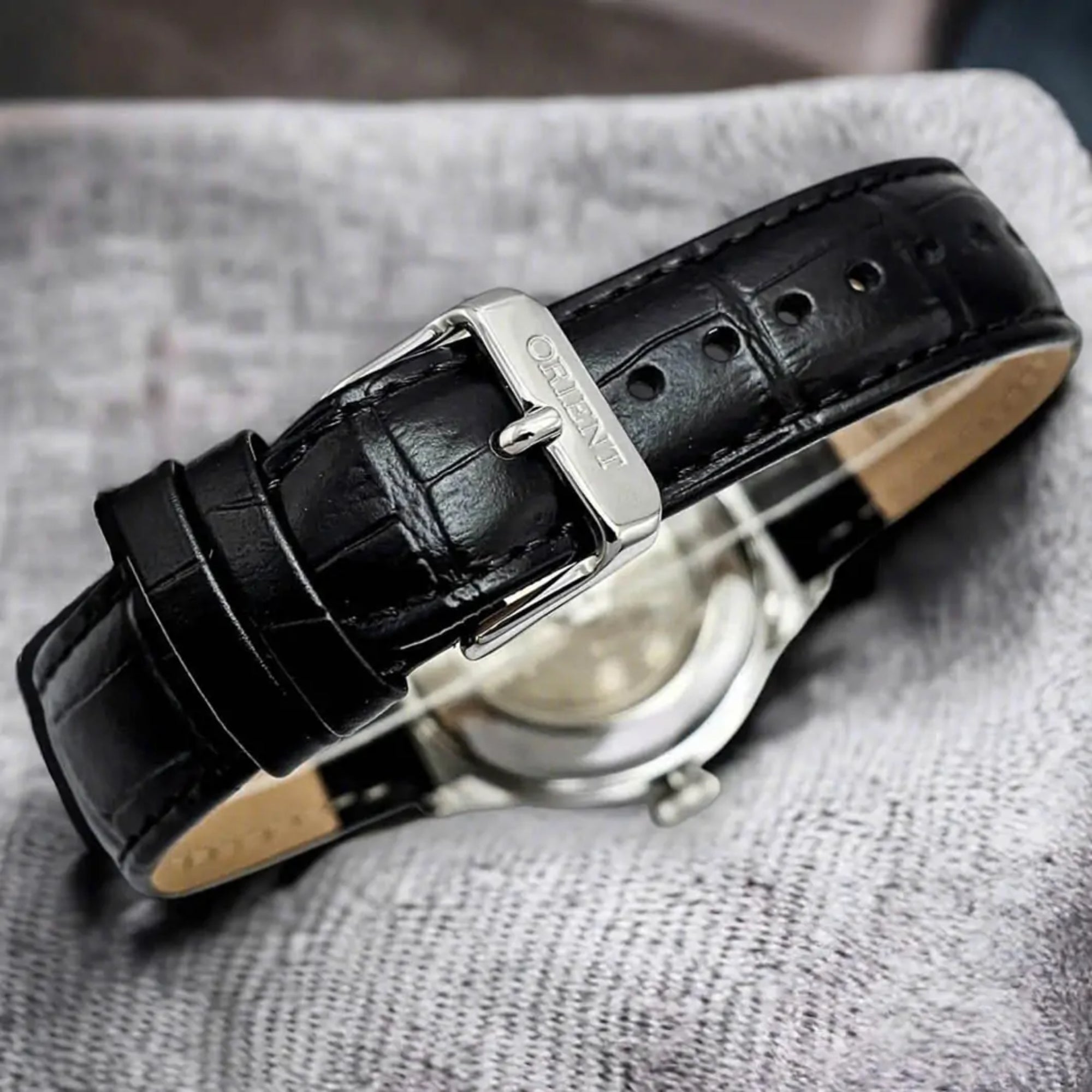 Orient Bambino Version 2 Classic Vintage Style White Dial Men's Dress Watch RA-AP0104S30B