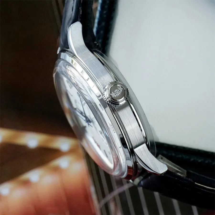 Orient Bambino Version 8 Classic Vintage Style Automatic White Dial Leather Strap Men’s Dress Watch RA-AK0701S30B