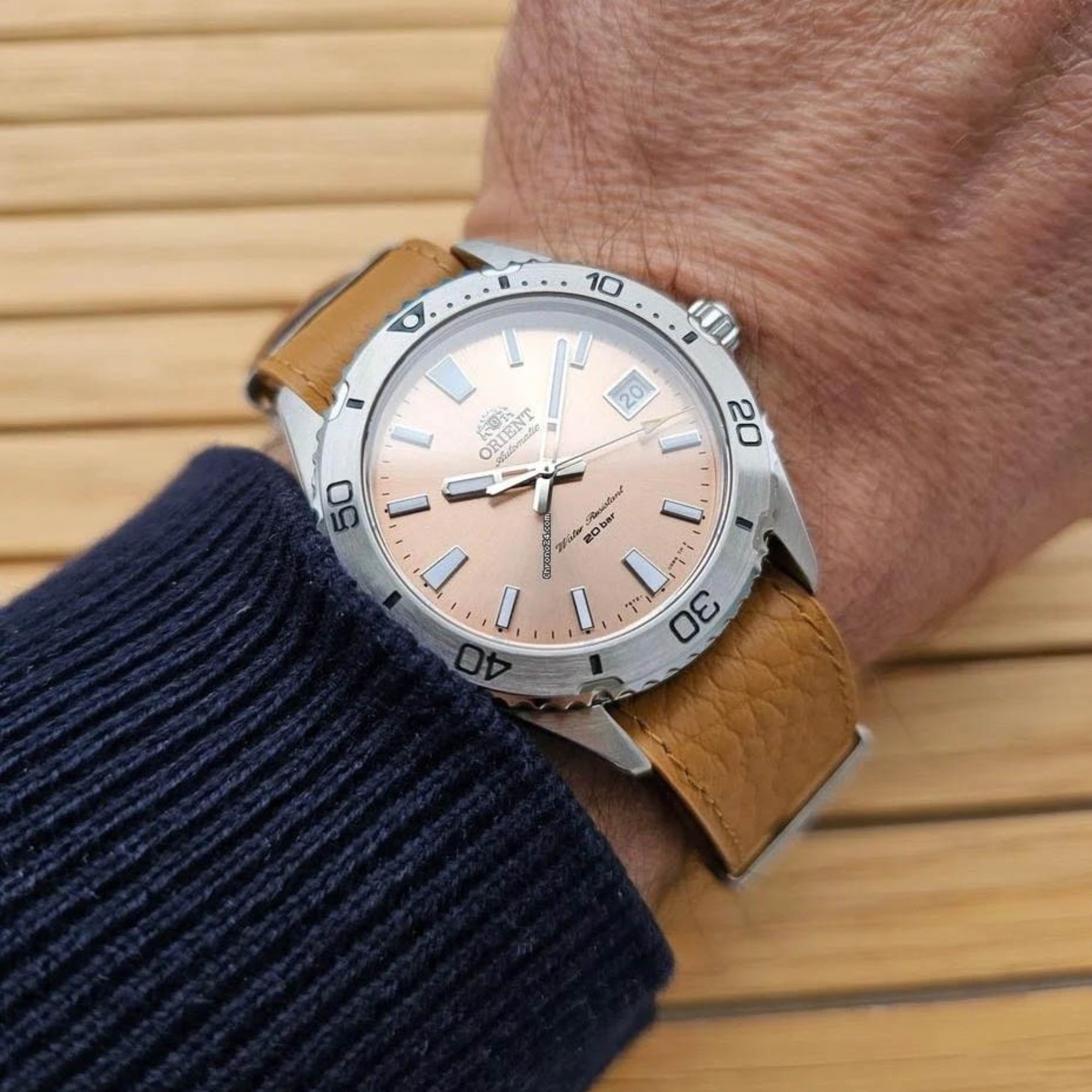 Orient Mako Automatic Apricot Dial Leather Strap Unisex Dive Watch RA-AC0Q05P30B