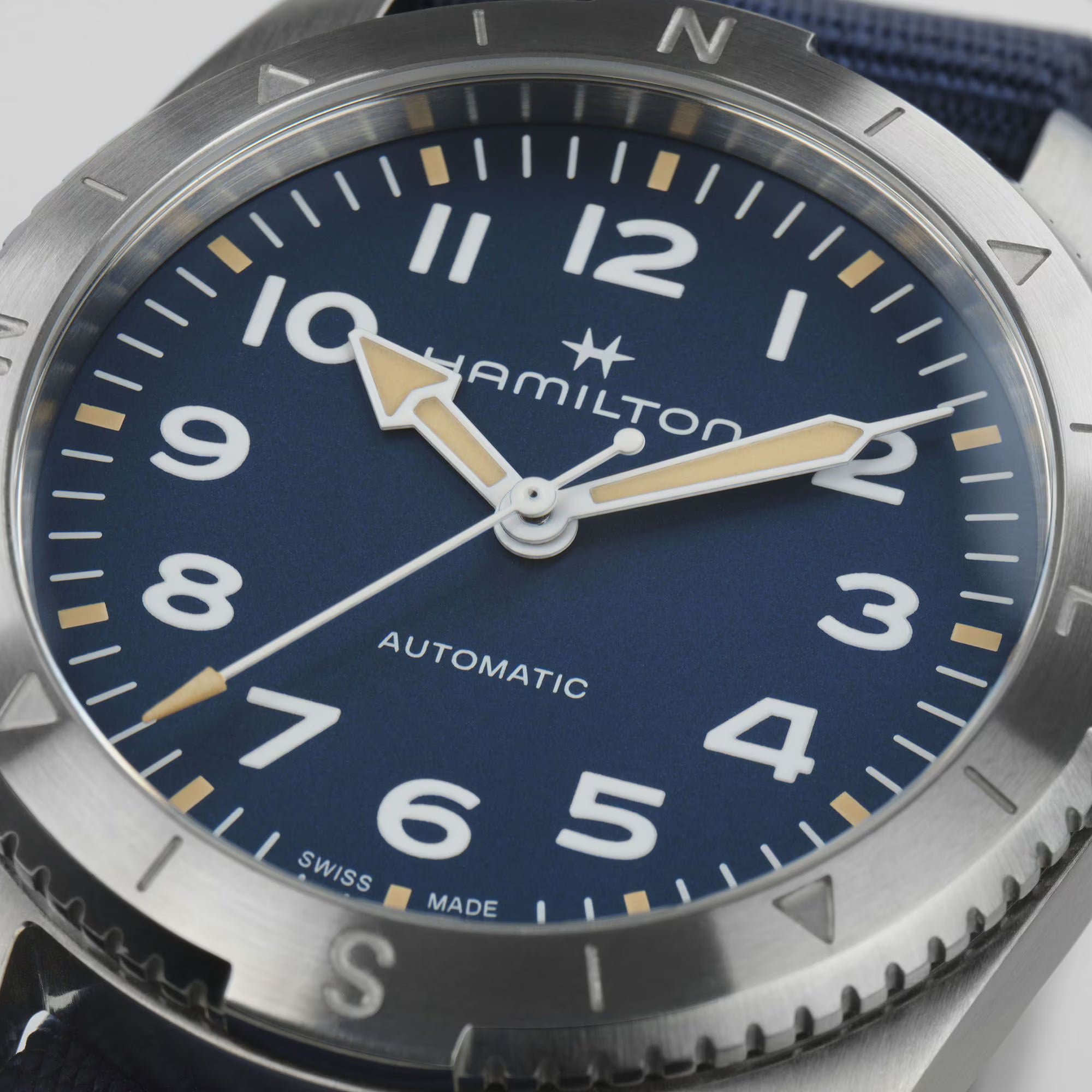 Hamilton Khaki Field Expedition Automatic Blue Dial Blue NATO Strap Unisex Watch H70225940