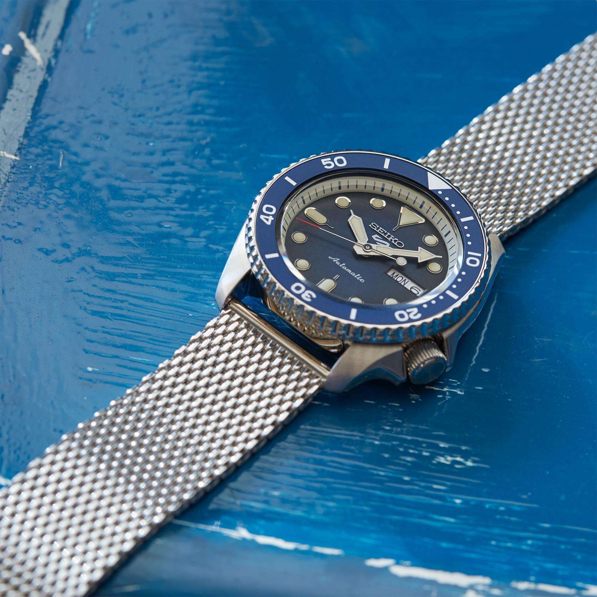 Seiko 5 Sports Blue Dial Silver Steel Mesh Bracelet Automatic Men's Watch SRPD71K1