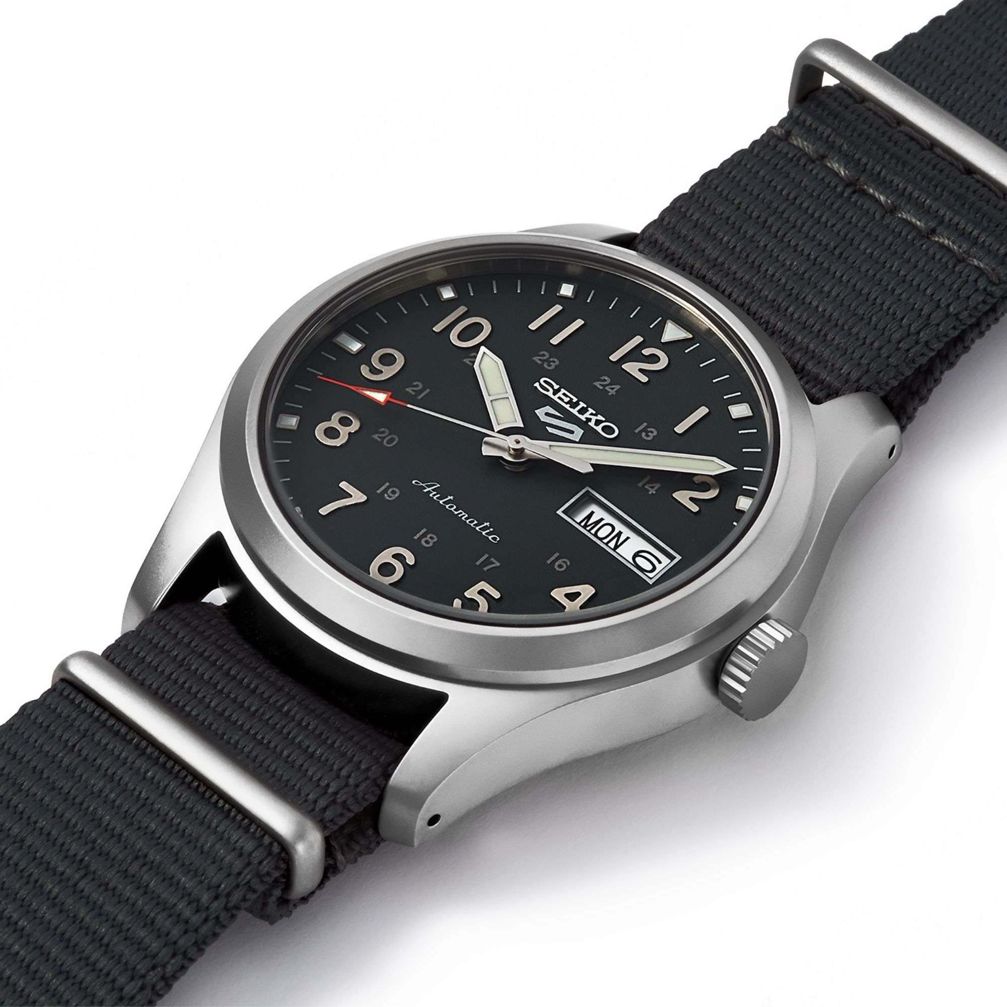 Seiko 5 Sports Field Watch Automatic Grey Dial Grey NATO Strap Men's Watch SRPG31K1