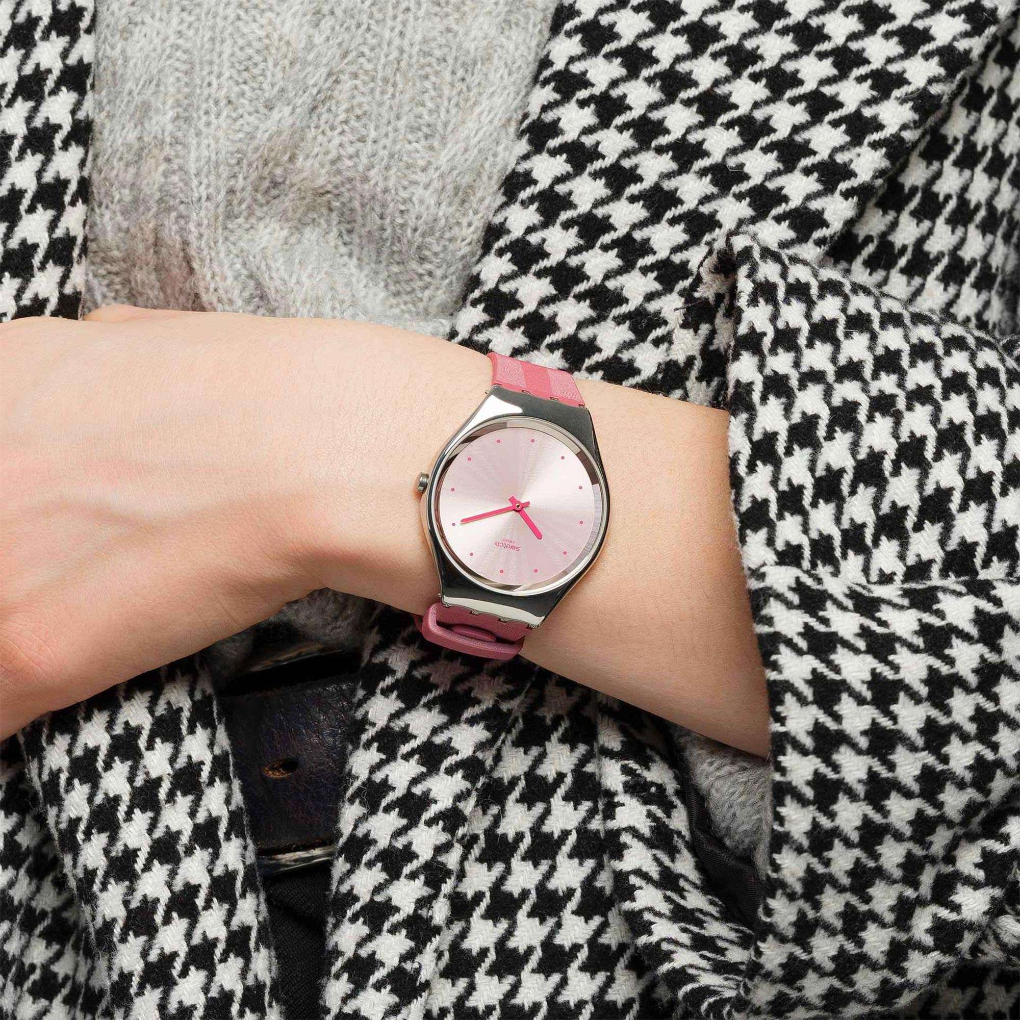 Swatch Skin Irony Rose Moire Quartz Pink Dial Pink Silicone Strap Ladies Watch SYXS135