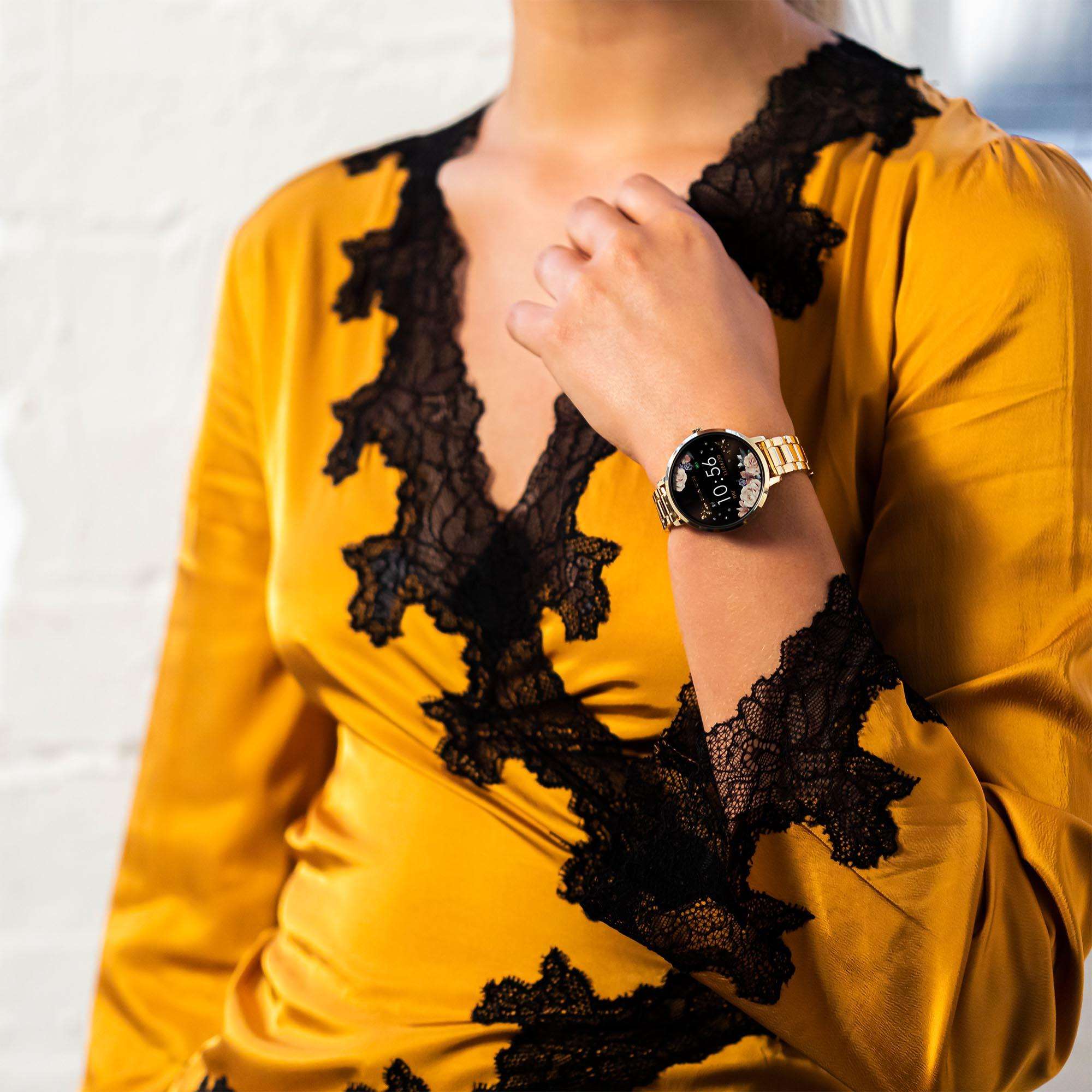 Reflex Active Series 03 Quartz Black Floral Gold PVD Stainless Steel Bracelet Ladies Smartwatch RA03-4008