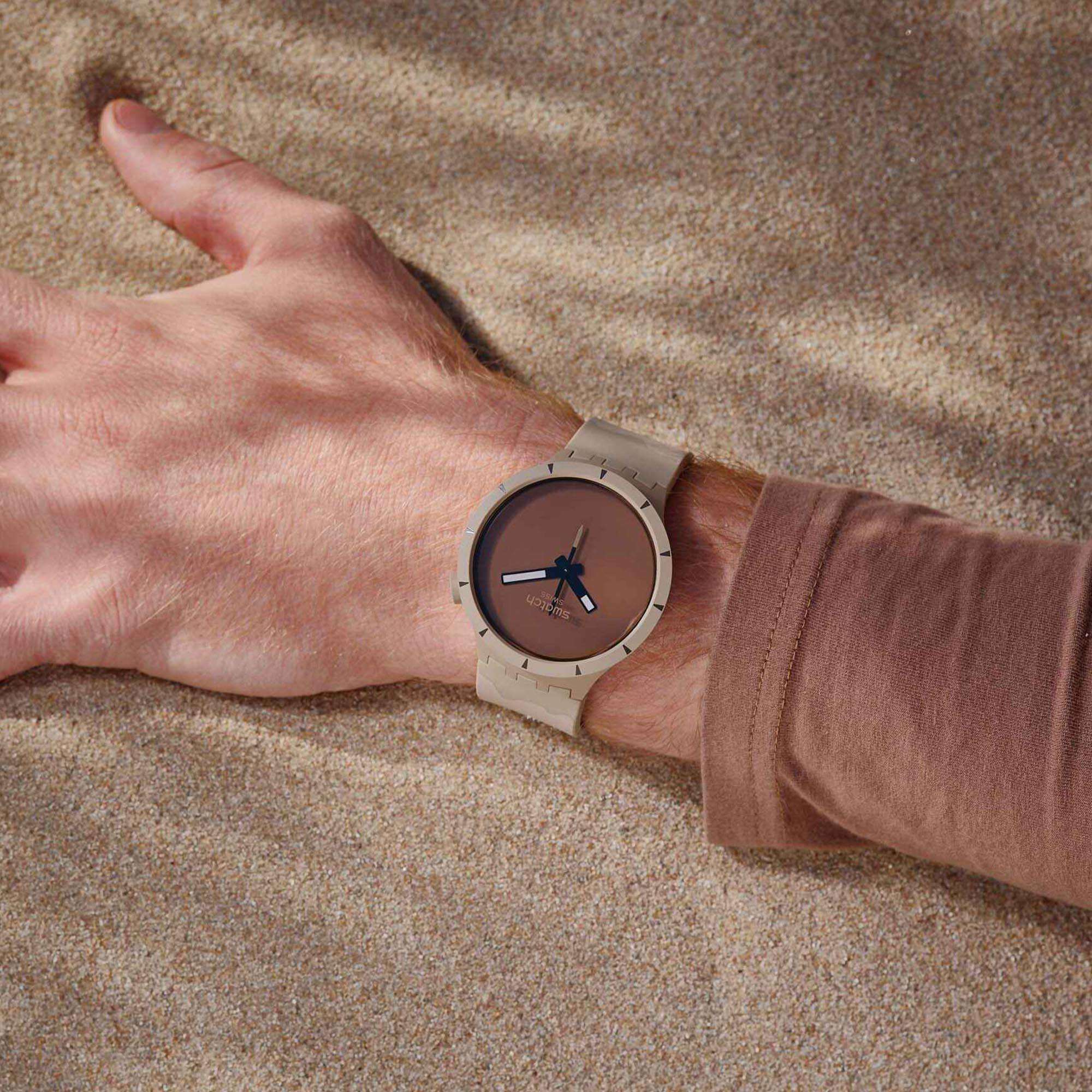 Swatch Big Bold Bioceramic Desert Quartz Beige Dial Silicone Strap Unisex Watch SB03C101