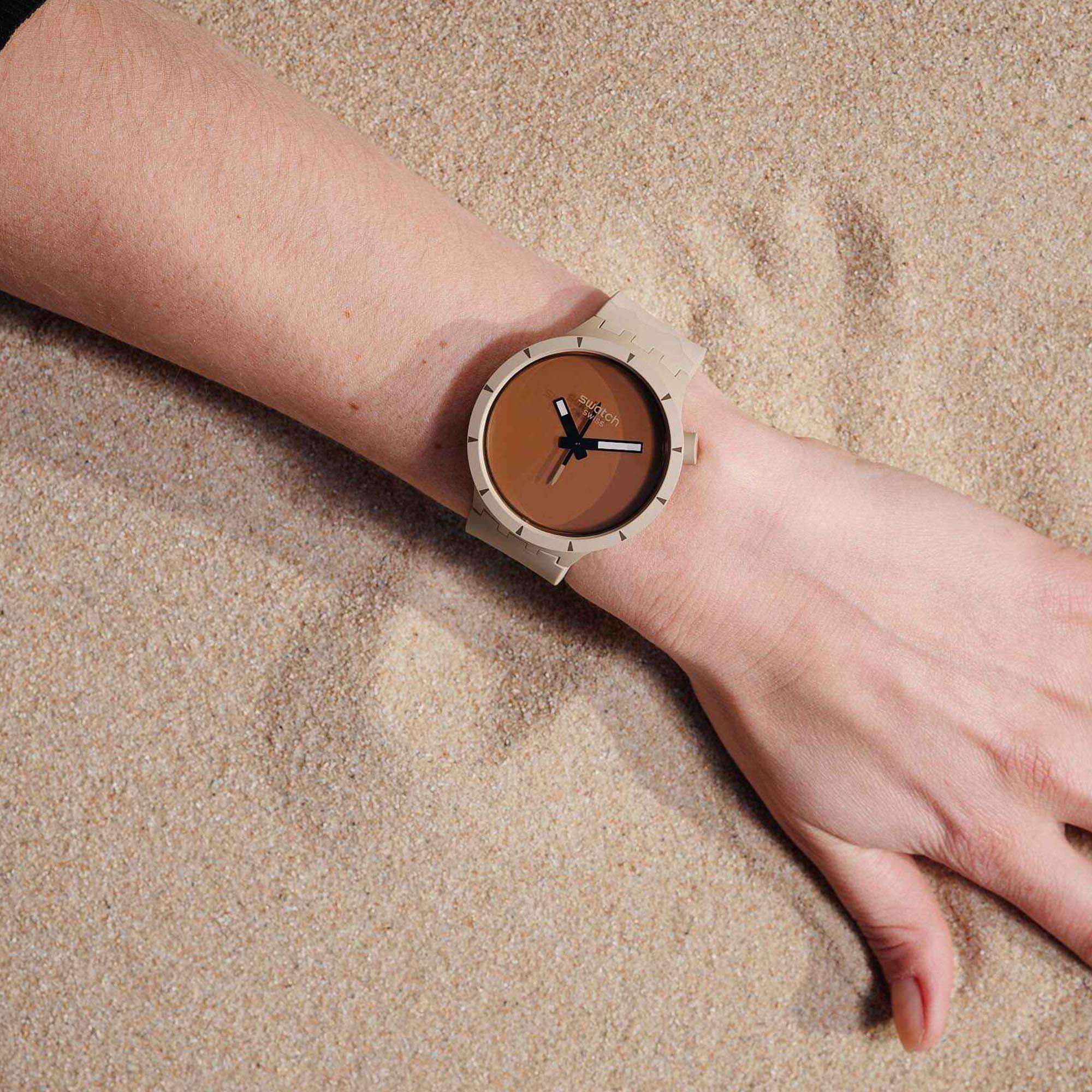Swatch Big Bold Bioceramic Desert Quartz Beige Dial Silicone Strap Unisex Watch SB03C101