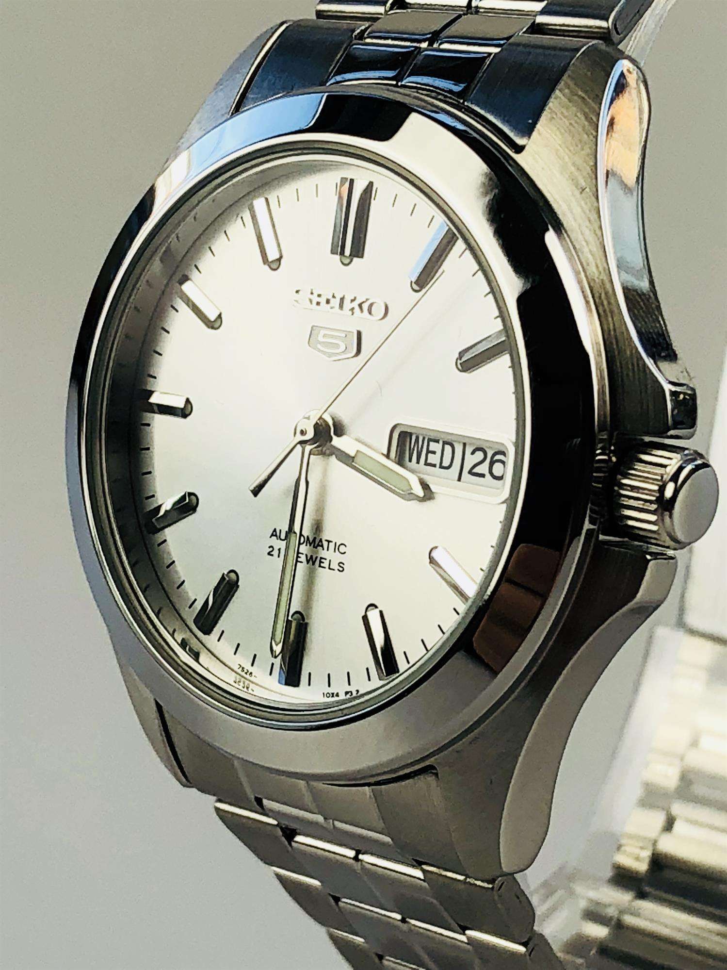Seiko 5 Automatic White Dial Stainless Steel Men's Watch SNKK87K1