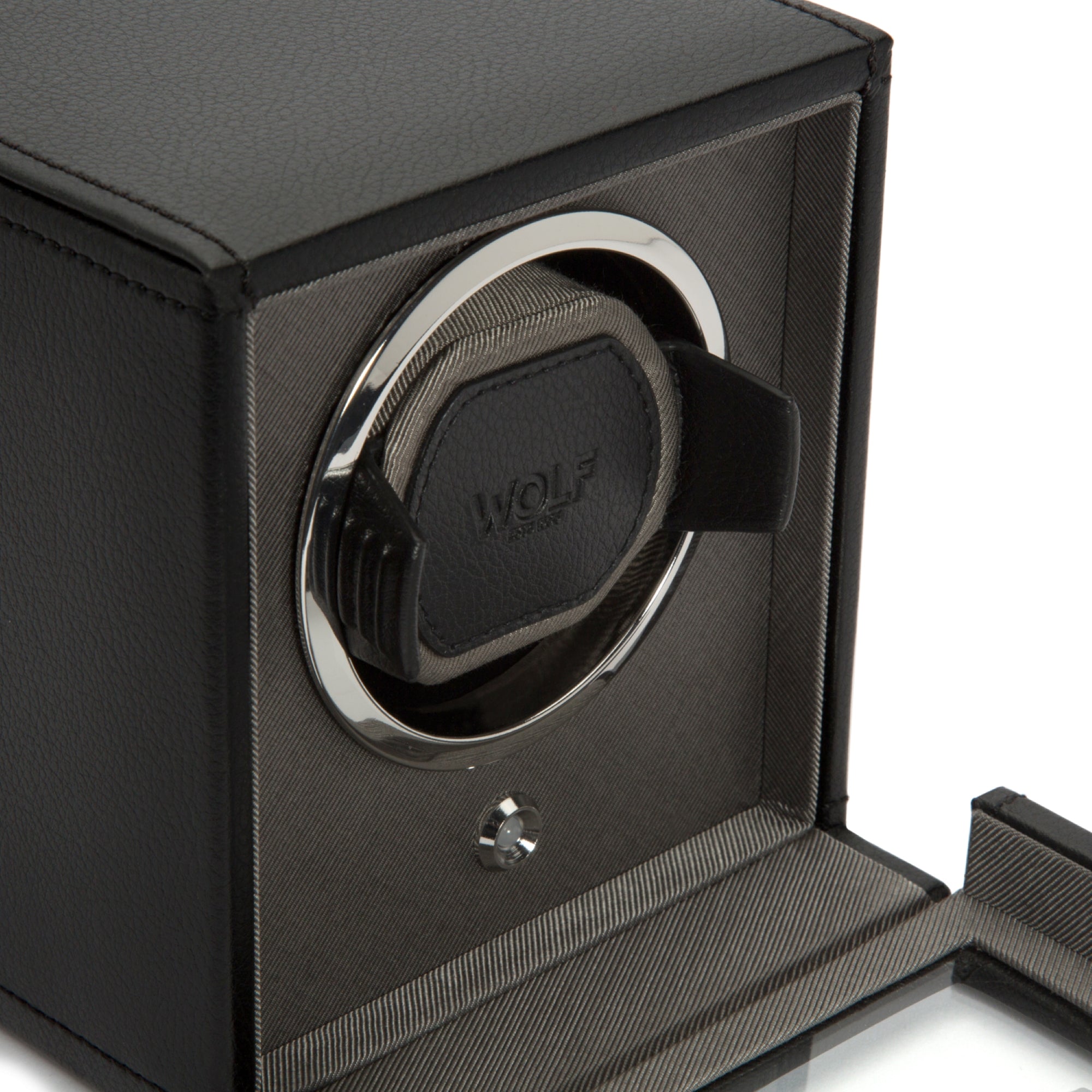 WOLF Cub Single Watch Winder Black with Cover 461103