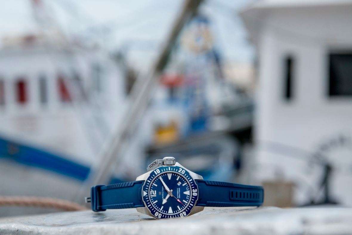 Hamilton Khaki Navy Frogman Automatic Blue Dial Blue Silicone Strap Men's Watch H77705345