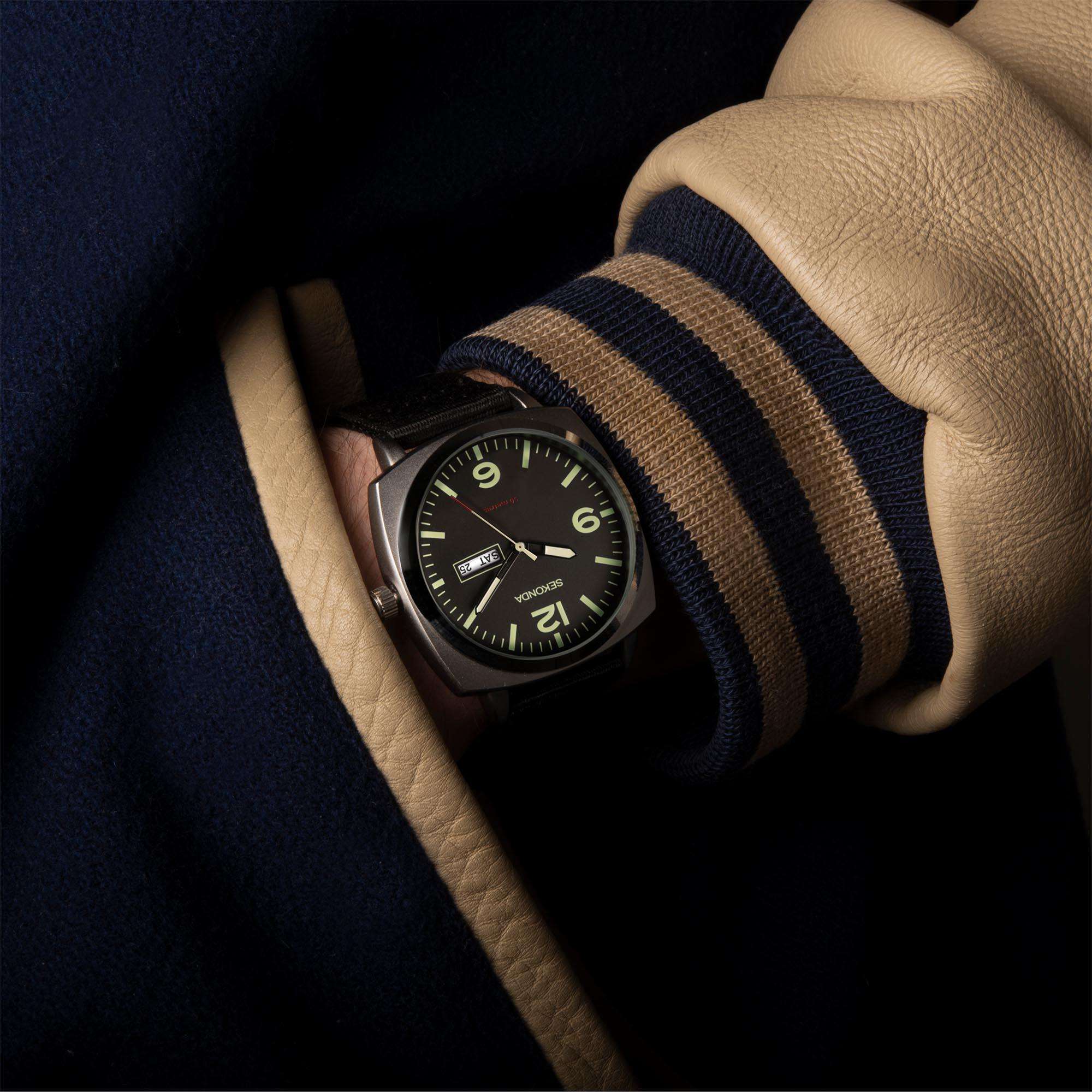 Sekonda Airborne Quartz Black Dial Black Strap Men's Watch 1992