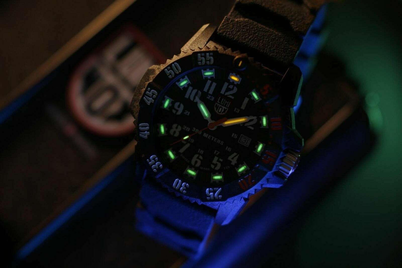 Luminox Master Carbon Seal Set 3800 Series Black Dial Watch XS.3801.C.SET