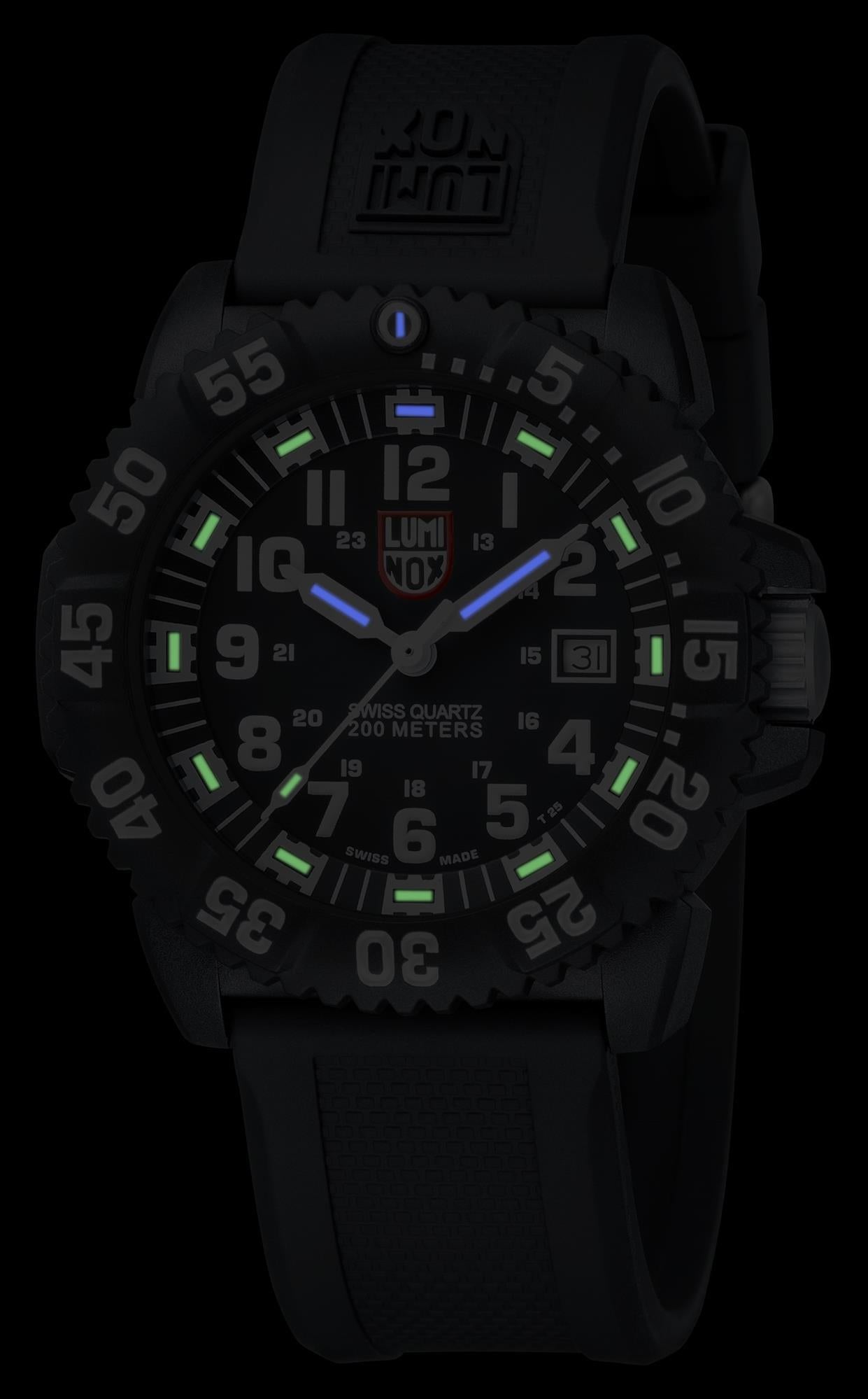 Luminox Original Navy SEAL 3000 Series Black CARBONOX Case And Rubber Strap Black Dial Men's Watch XS.3051.F