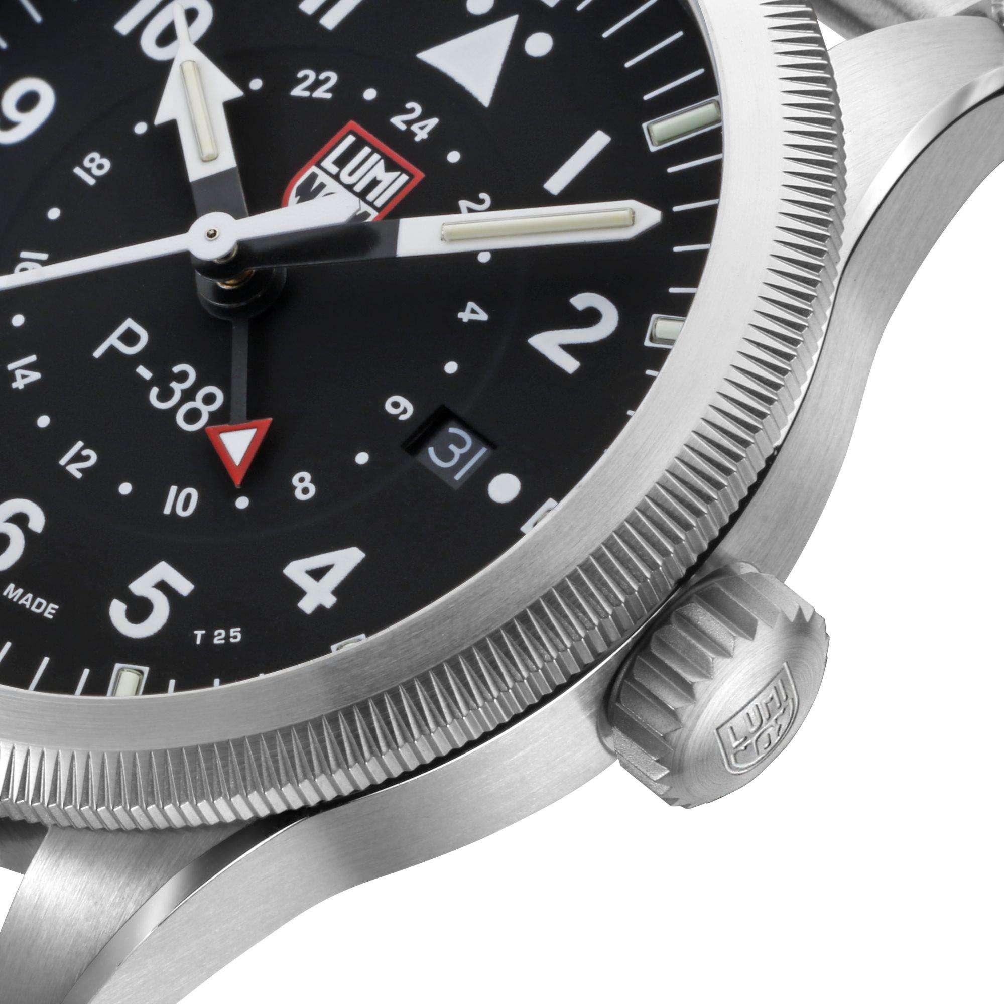 Luminox P-38 Lightening Collection Black Dial Milanese Bracelet Men's Watch XA.9522