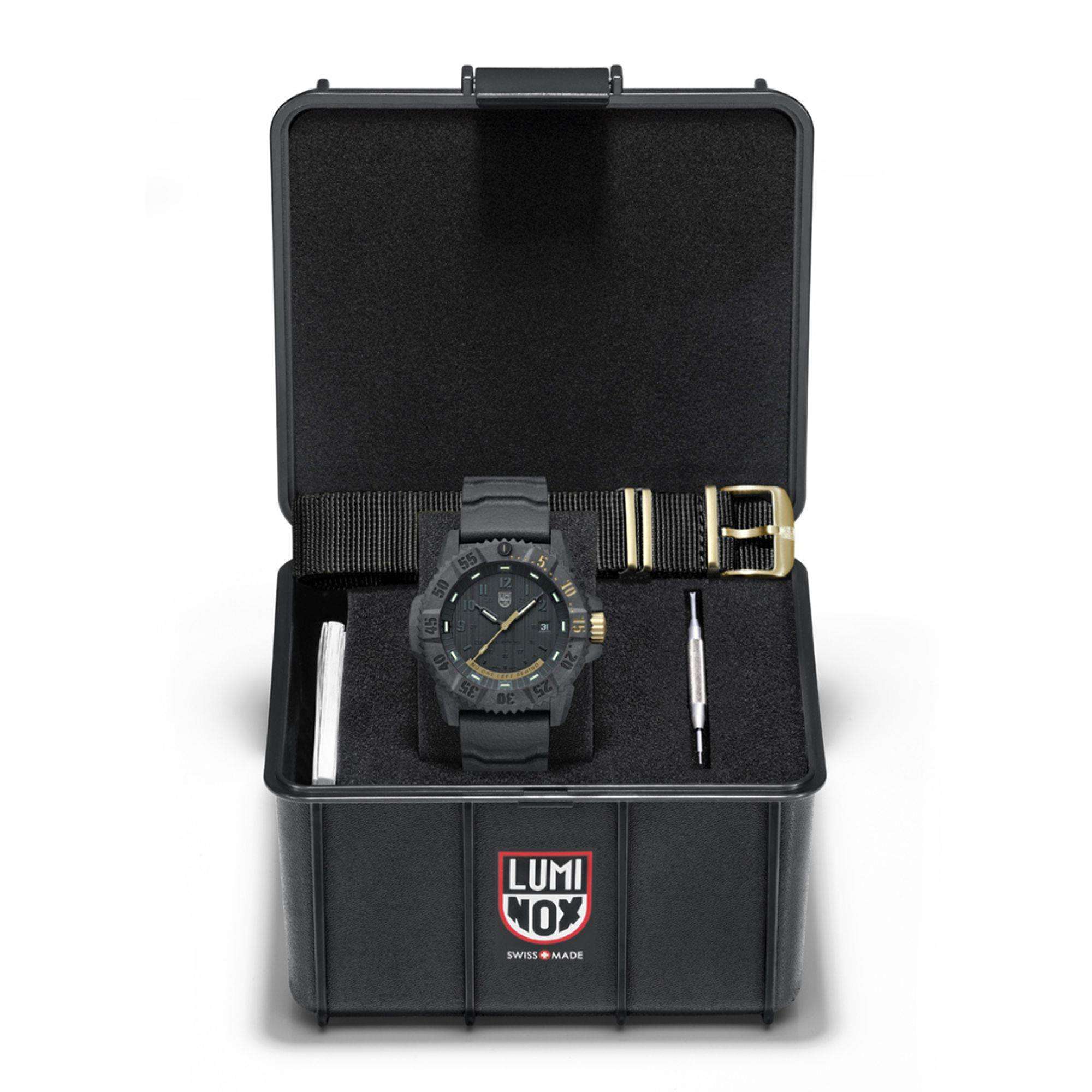 Luminox Master Carbon Seal 3800 Series Black Dial Grey Rubber Strap Men's Watch XS.3805.NOLB.SE