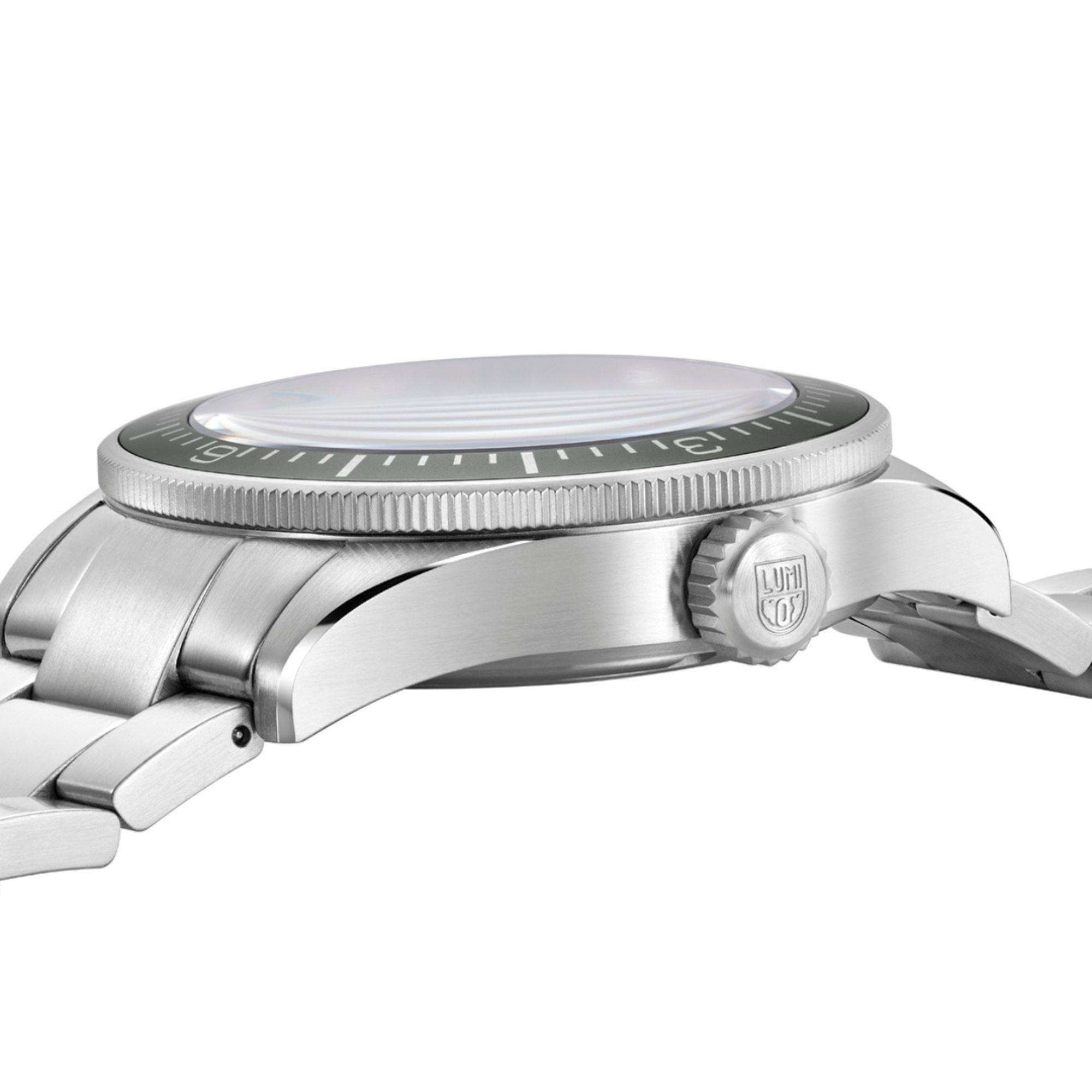 Luminox Constellation 9600 Series Black Dial Stainless Steel Bracelet Men's Watch XA.9601.M