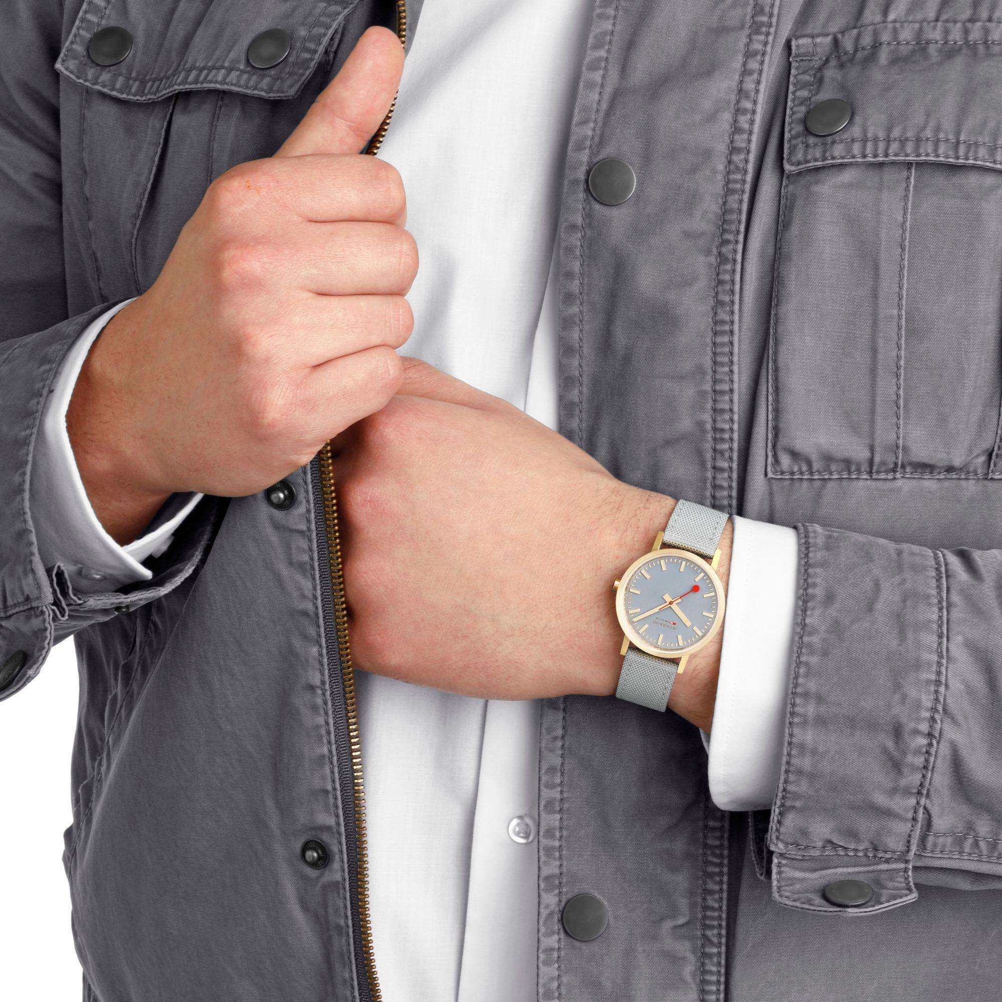 Mondaine Classic Good Gray Dial Unisex Watch A660.30314.80SBU