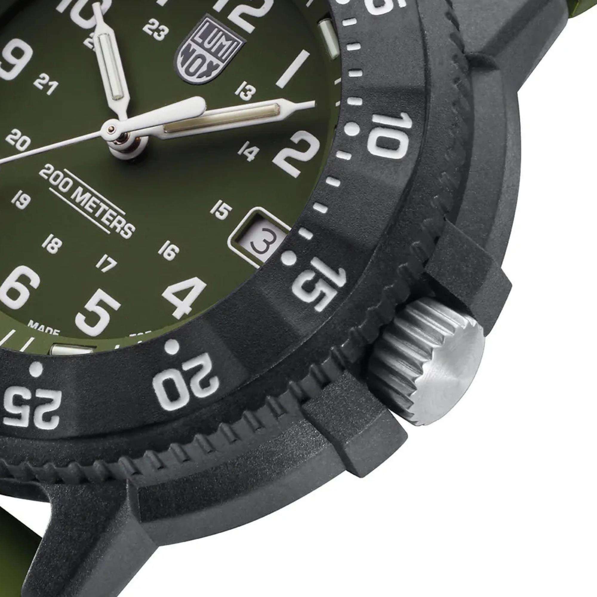 Luminox Sea Original Navy Seals 3000 Evo Series Mens Watch Green Dial XS.3013.EVO.S