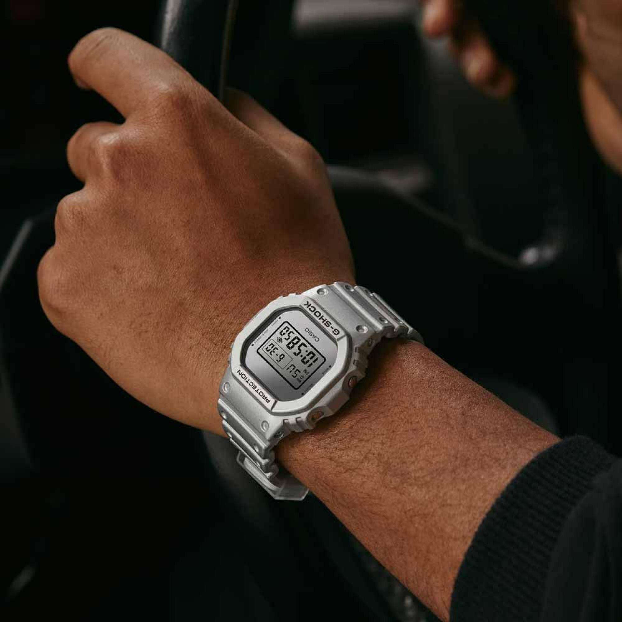 Casio G-Shock Metallic Silver Digital Mens Watch DW-5600FF-8ER