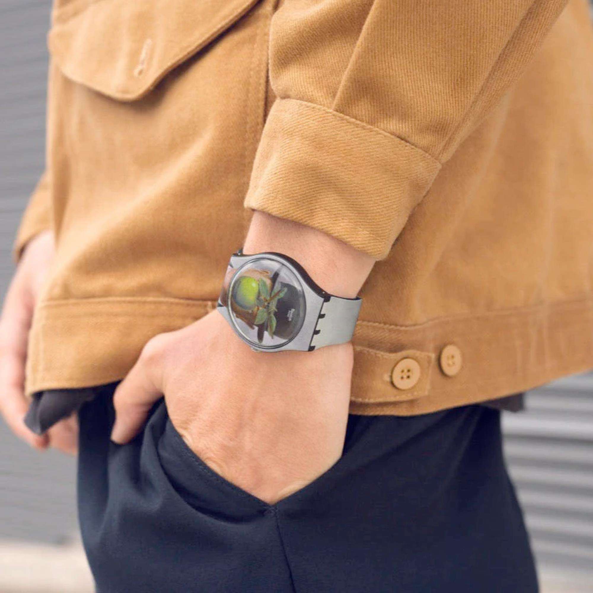 Swatch LE FILS DE L'HOMME By Rene Magritte Swatch Art Journey 2023 Watch SUOZ350
