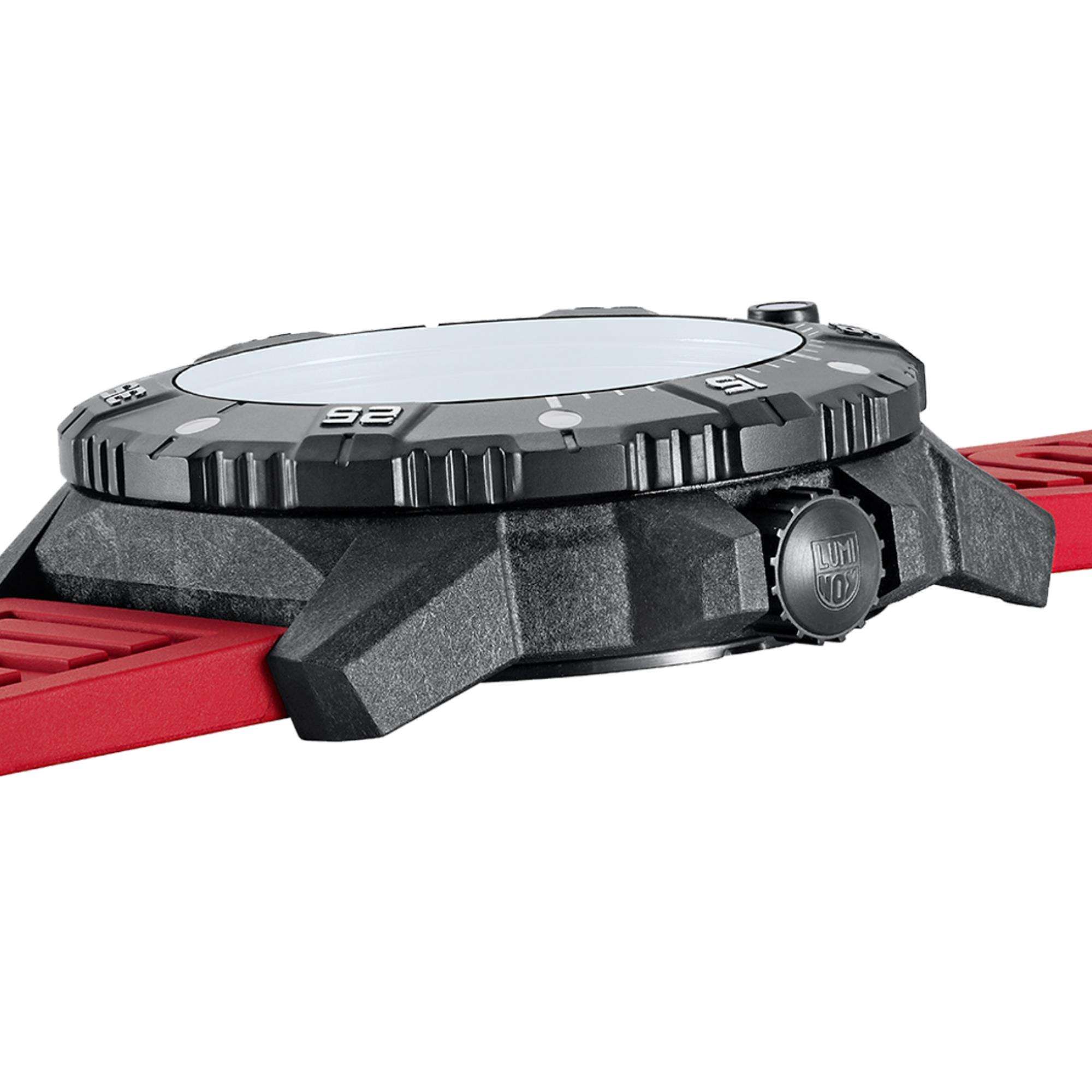 LUMINOX MASTER CARBON SEAL Black Dial AUTOMATIC 3860 SERIES XS.3876.RB