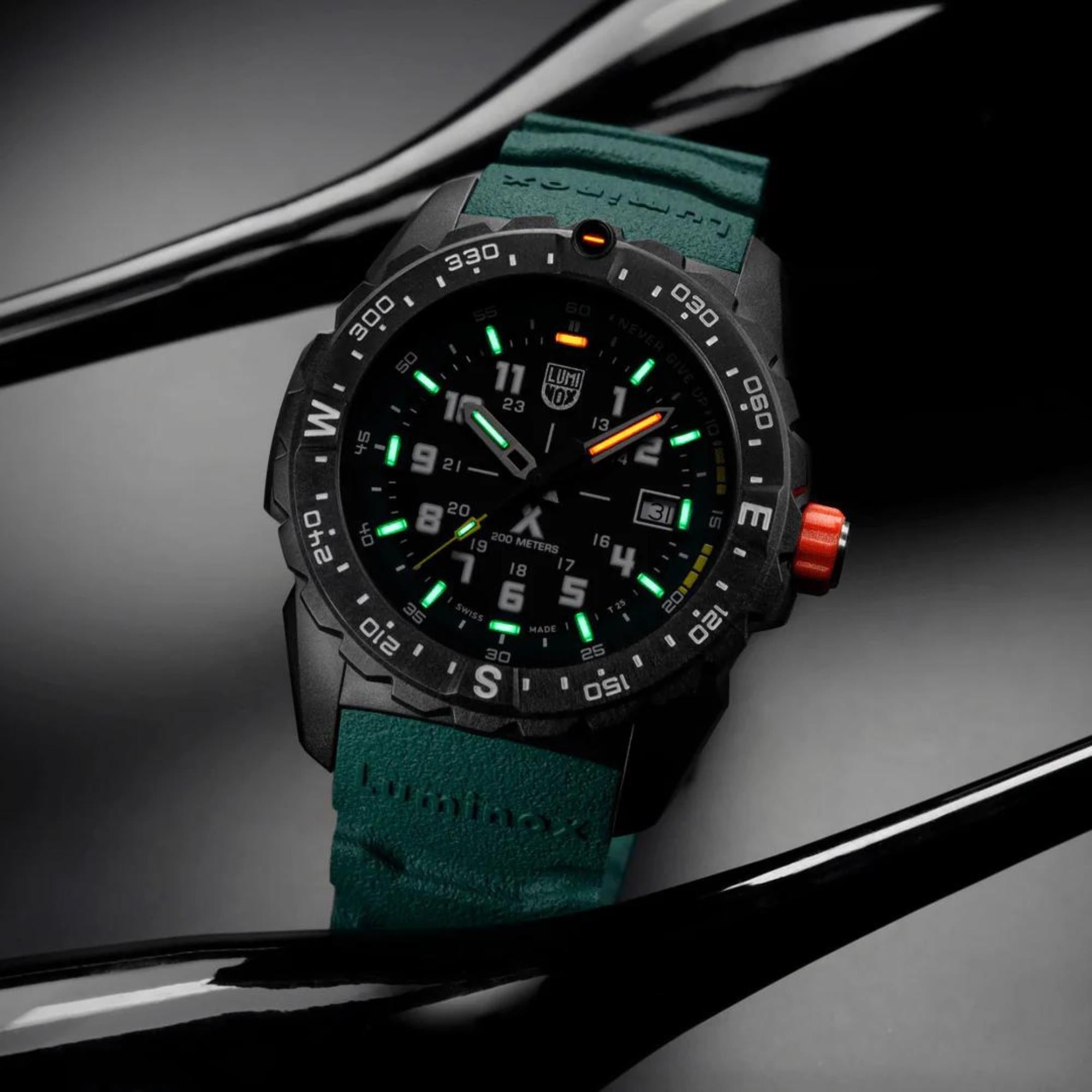 Luminox Bear Grylls Survival Quartz Black Dial Green Silicone Strap Men's Watch XB.3735