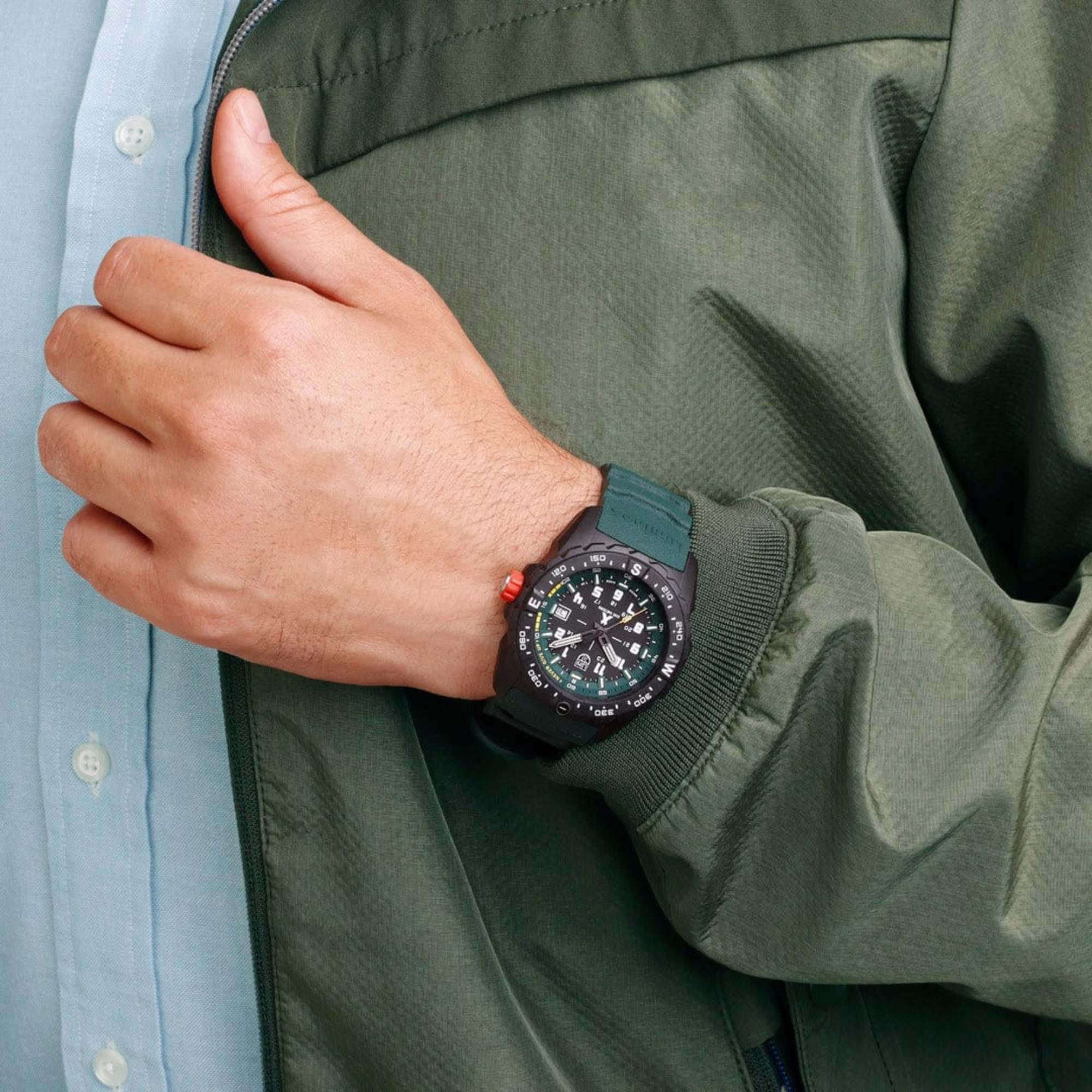 Luminox Bear Grylls Survival Quartz Black Dial Green Silicone Strap Men's Watch XB.3735
