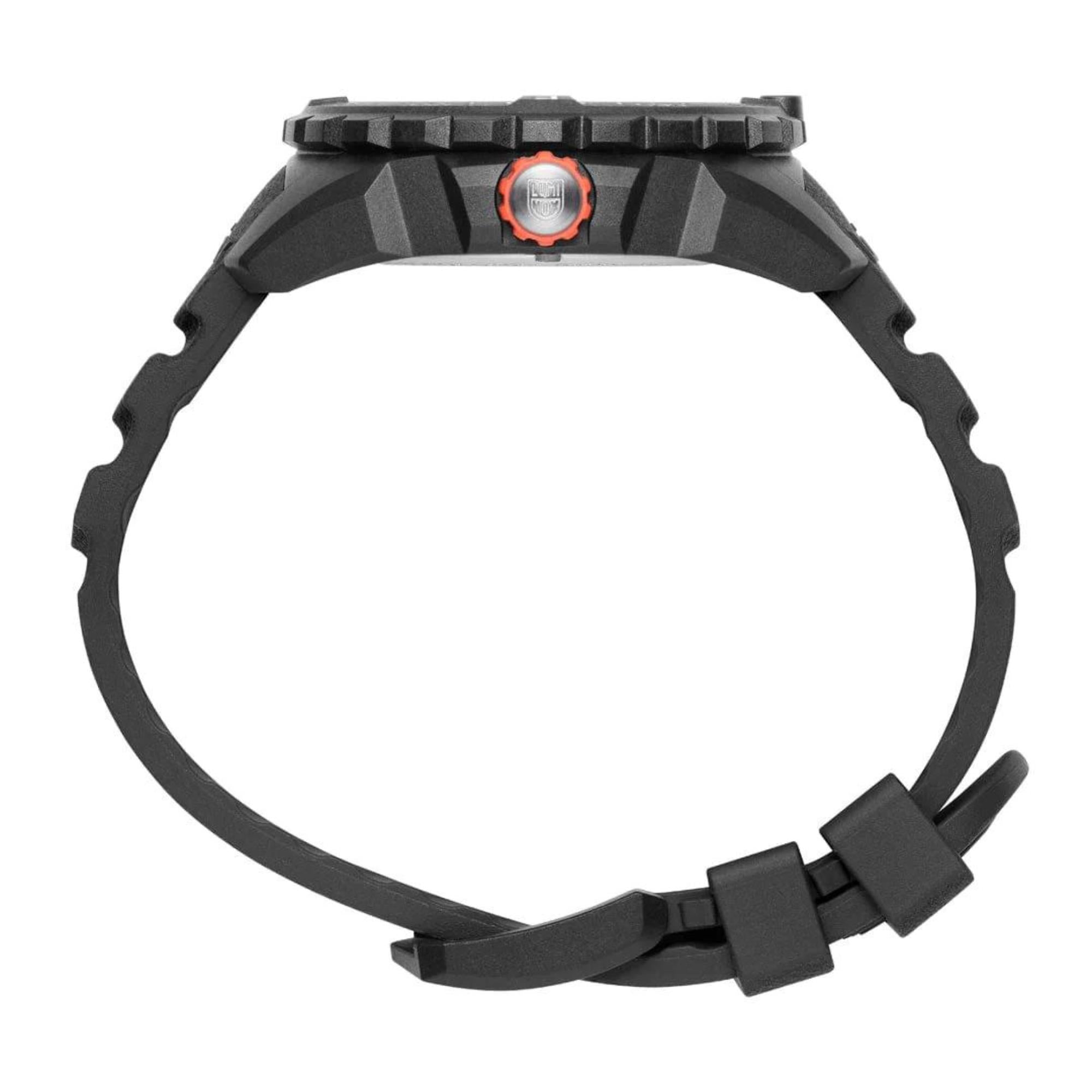 Luminox Bear Grylls Survival Quartz Black Dial Black Silicone Strap Men's Watch XB.3739