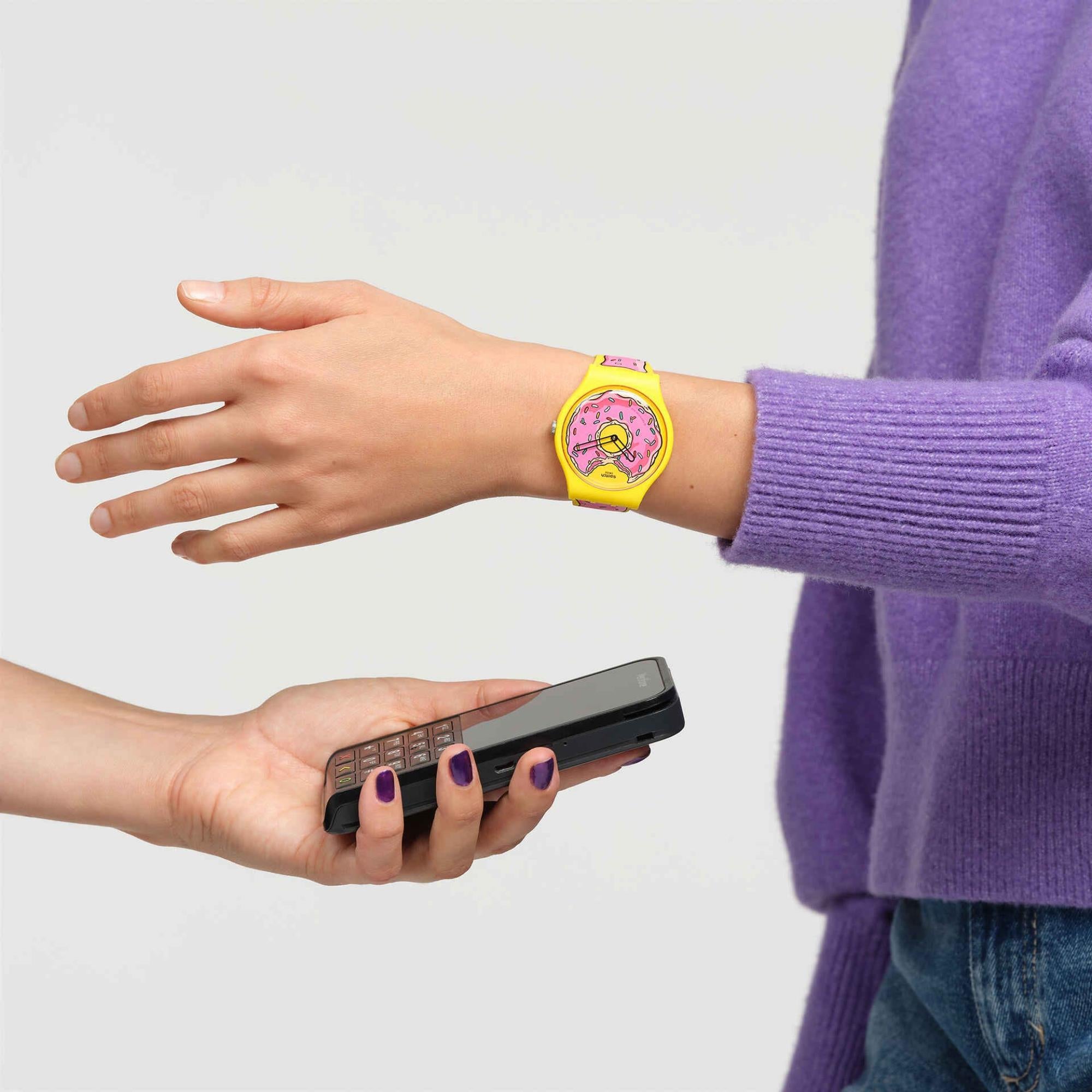 Swatch The Simpsons Collection Seconds Of Sweetness Pay! Quartz Yellow Dial Yellow Silicone Strap Unisex Watch SO29Z134-5300