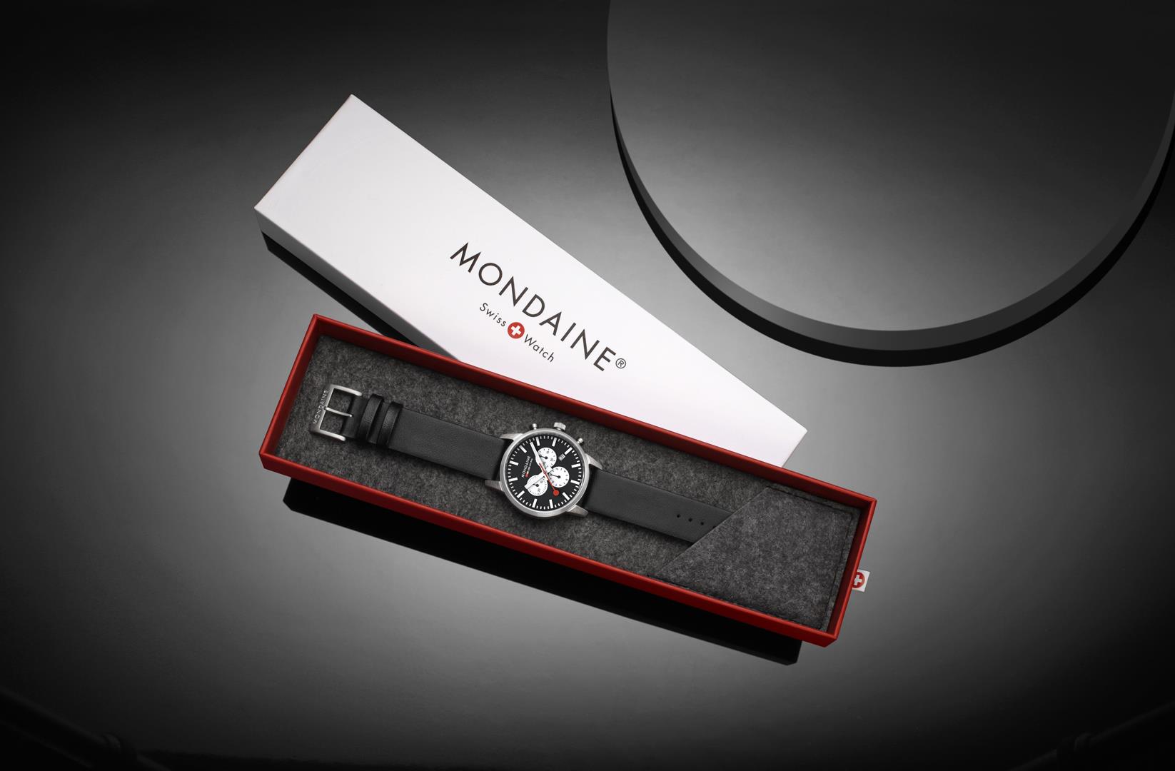Mondaine Neo SBB Chrono Black Dial Grape Leather Strap Men's Watch MSD.41420.LBV