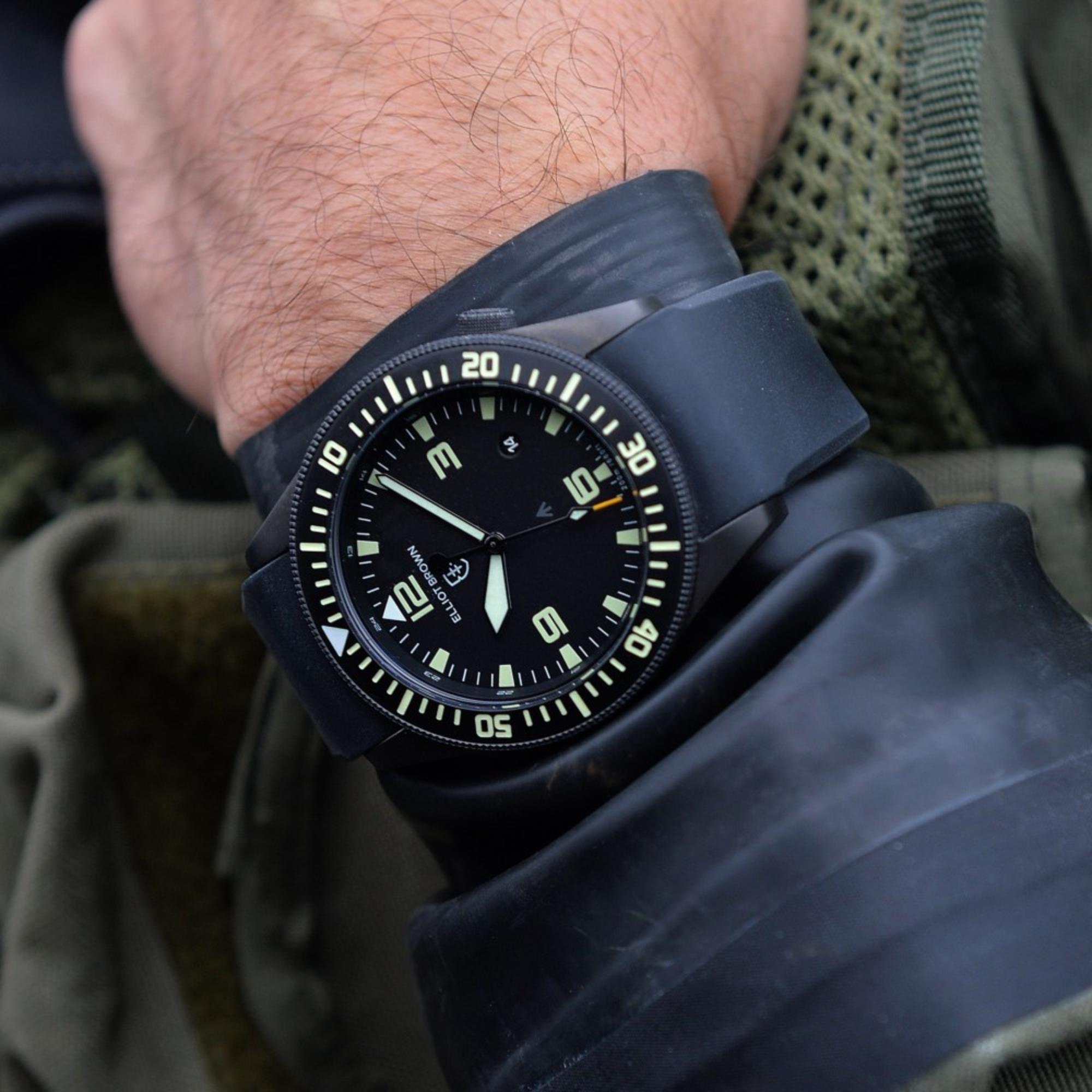 Elliot Brown Holton Black Dial Rubber Strap Men’s Watch 101-001-R06