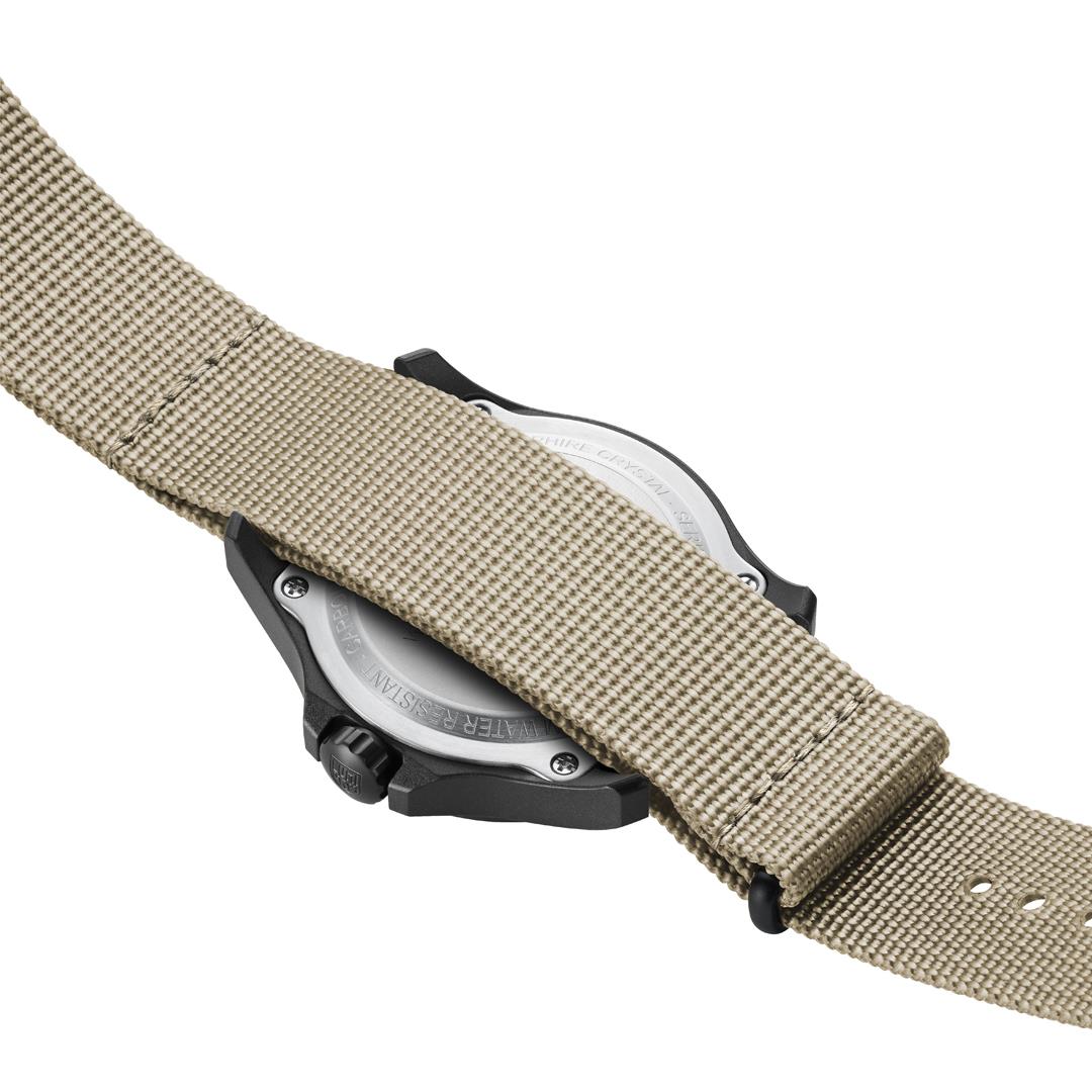 Luminox Atacama Field Quartz 1960 Series Black Dial NATO Strap Men's Watch XL.1970.SET