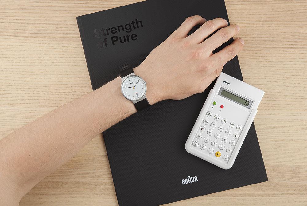 Braun Quartz Classic White Dial Black Leather Strap Men's Watch BN0032WHBKG