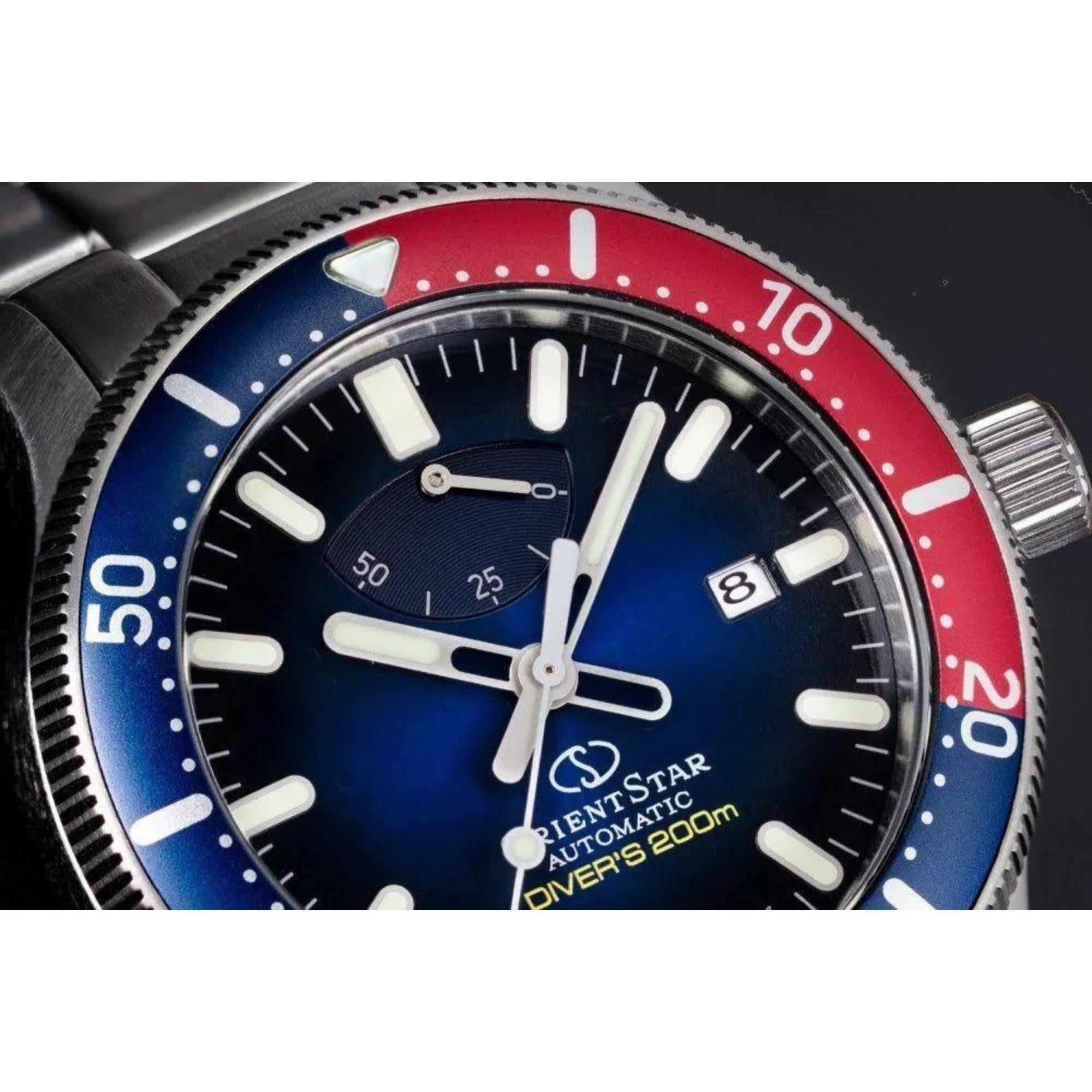 Orient Star Ex-Display Automatic ISO Diver Blue Dial Stainless Steel Bracelet Men's Watch RE-AU0306L00B