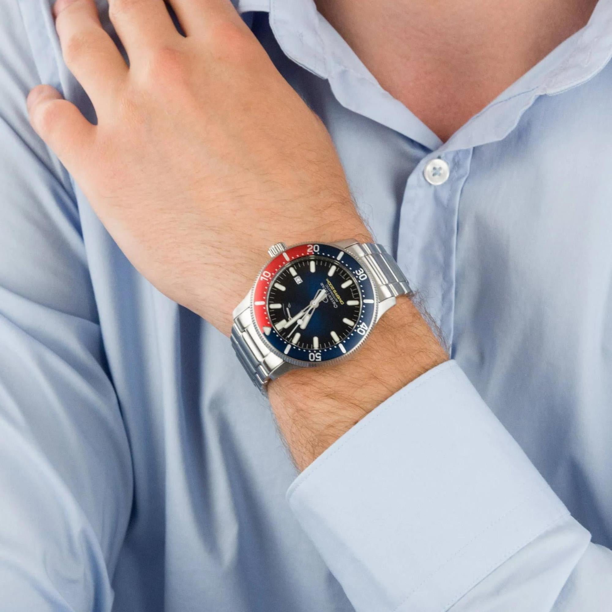 Orient Star Ex-Display Automatic ISO Diver Blue Dial Stainless Steel Bracelet Men's Watch RE-AU0306L00B