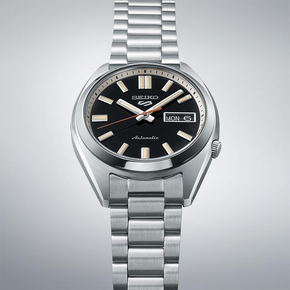 Seiko 5 Sports SNXS Classic ‘Deep Black’ Black Dial Steel Bracelet Men's Watch SRPK89K1