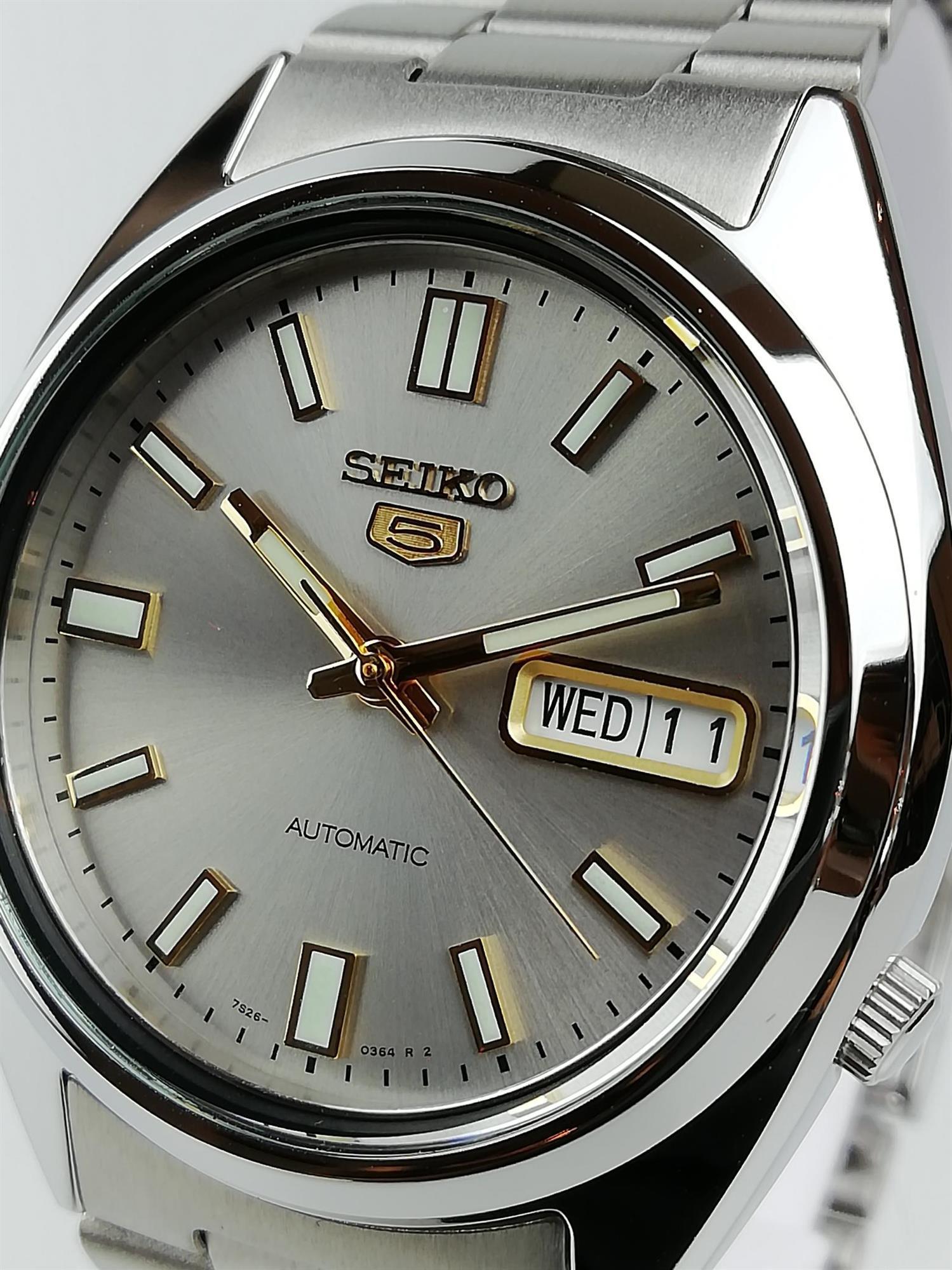 Seiko 5 Automatic Silver Dial Stainless Steel Men's Watch SNXS75K1